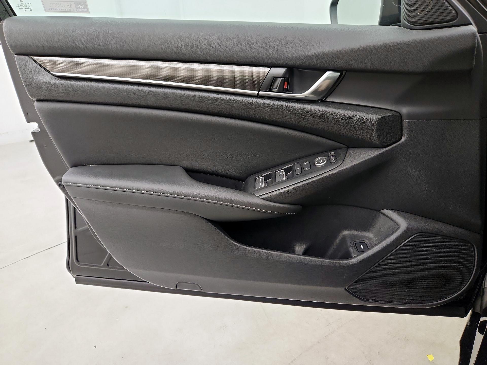 Thumbnail: 2022 Honda Accord - 12