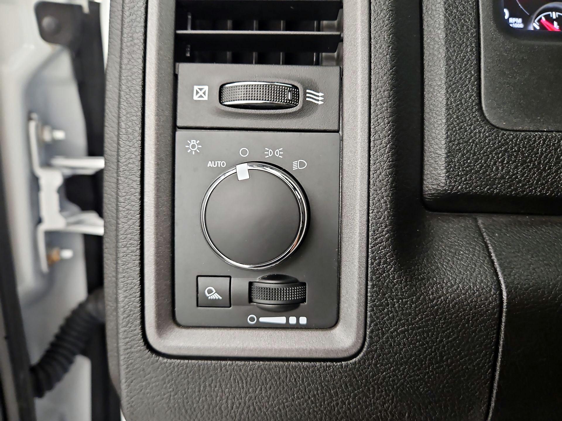 Thumbnail: 2022 RAM 1500 Classic - 13