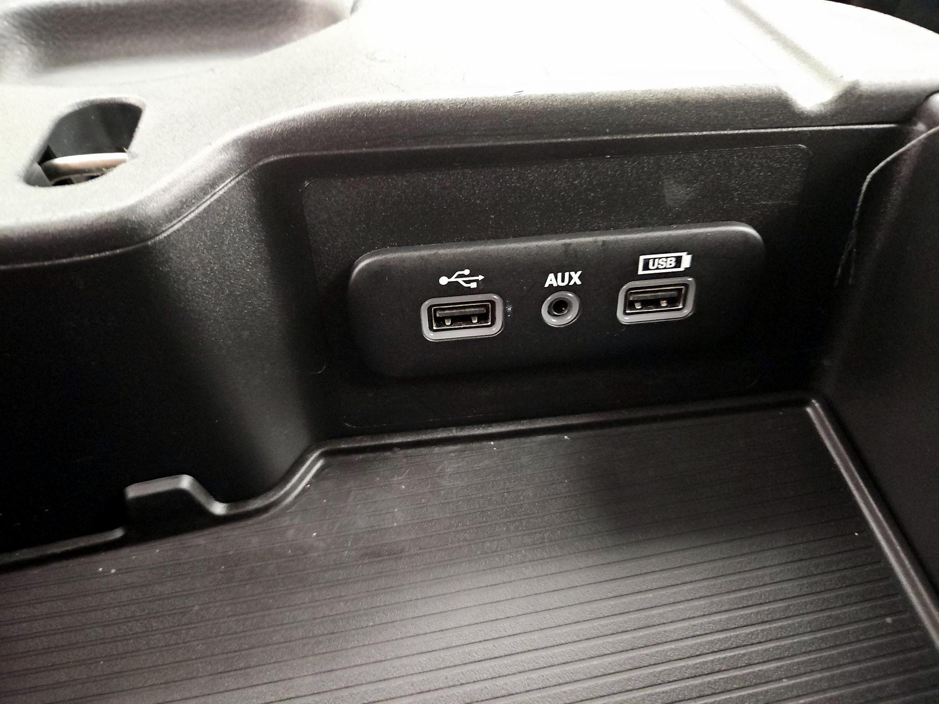 Thumbnail: 2022 RAM 1500 Classic - 19