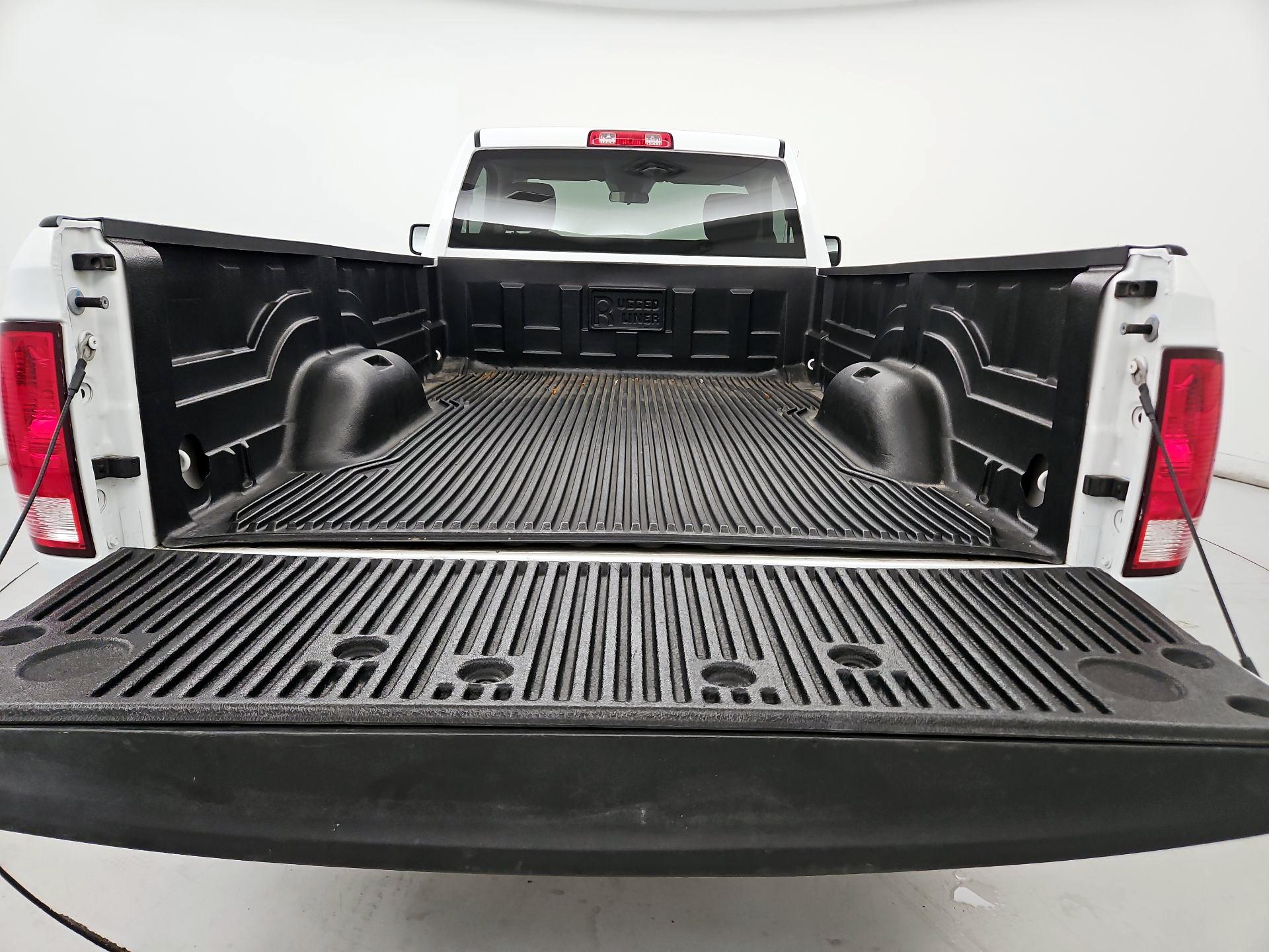 Thumbnail: 2022 RAM 1500 Classic - 20