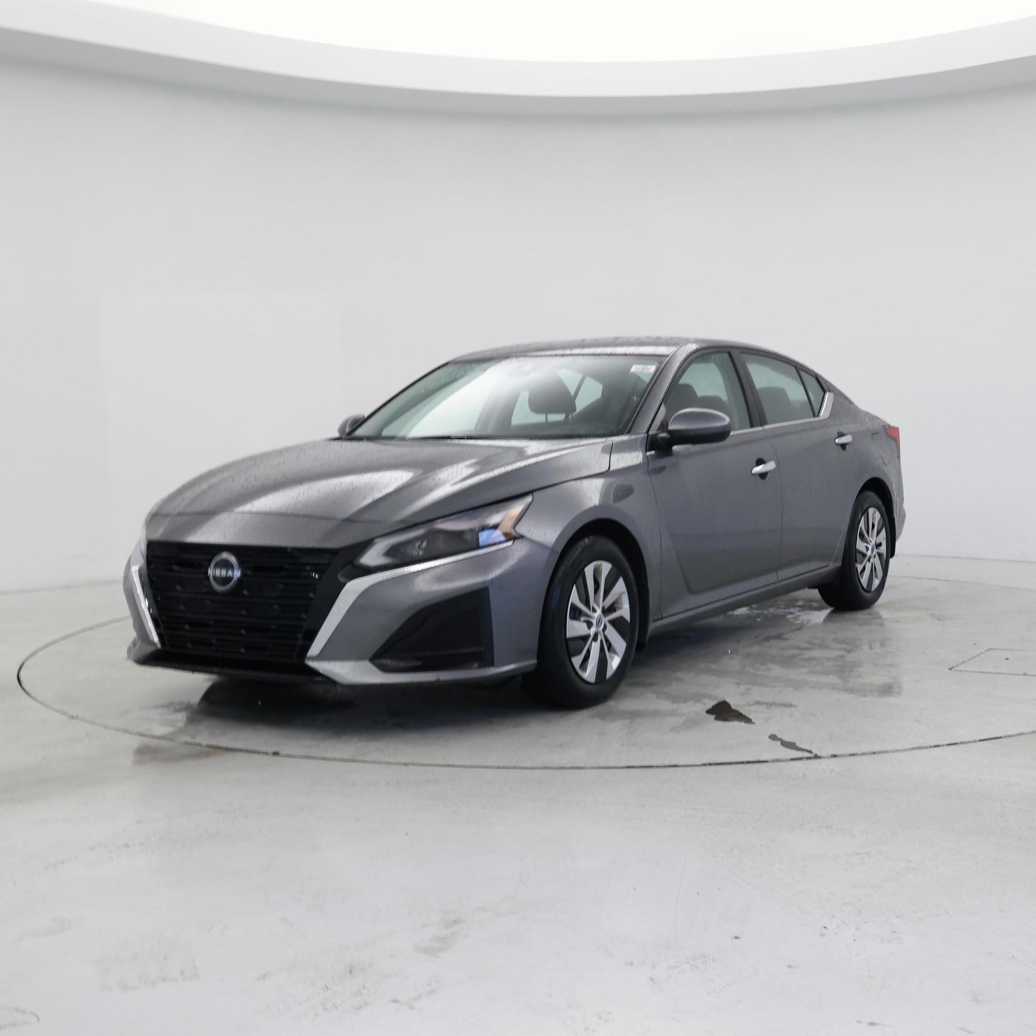 Thumbnail: 2023 Nissan Altima - 4