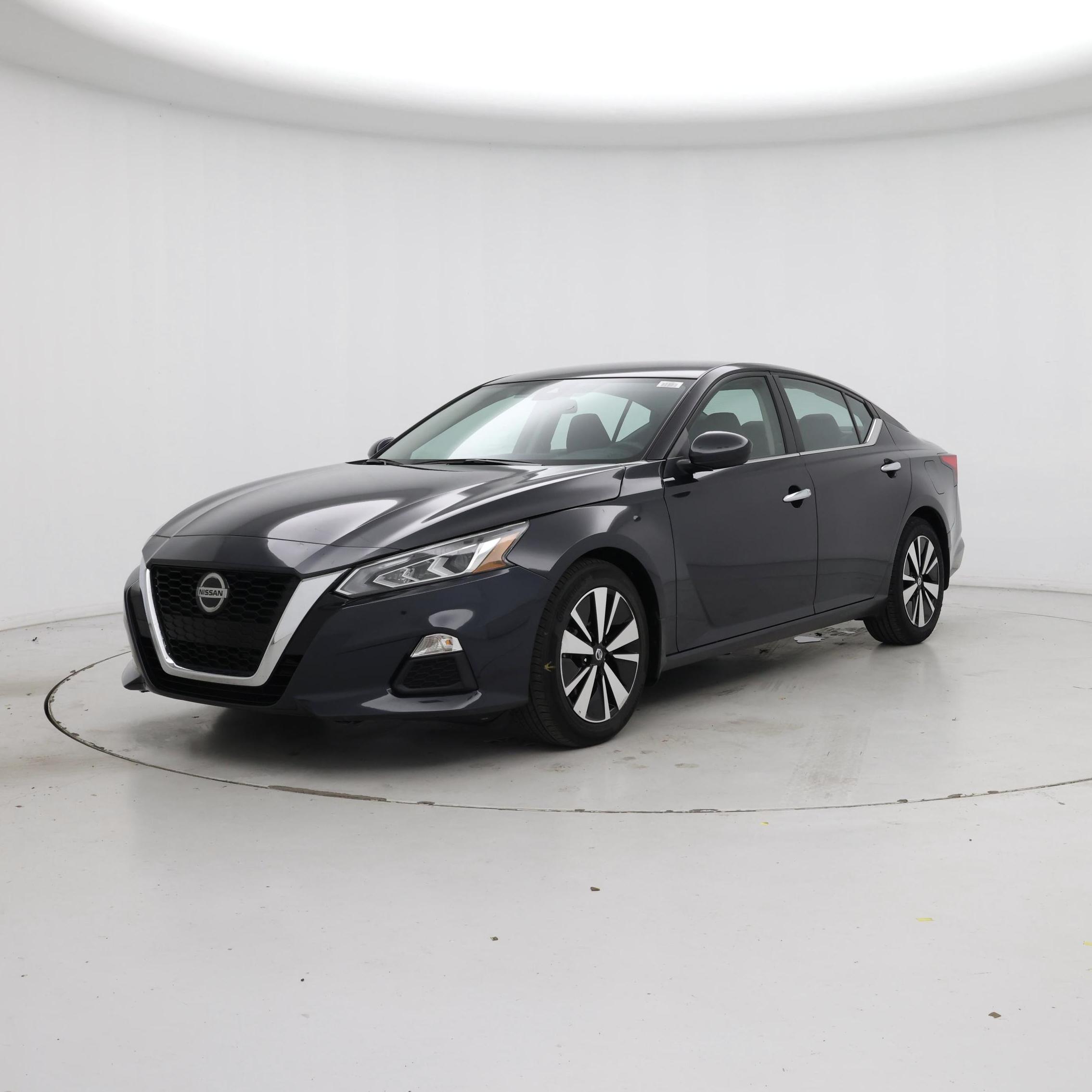 Thumbnail: 2022 Nissan Altima - 4