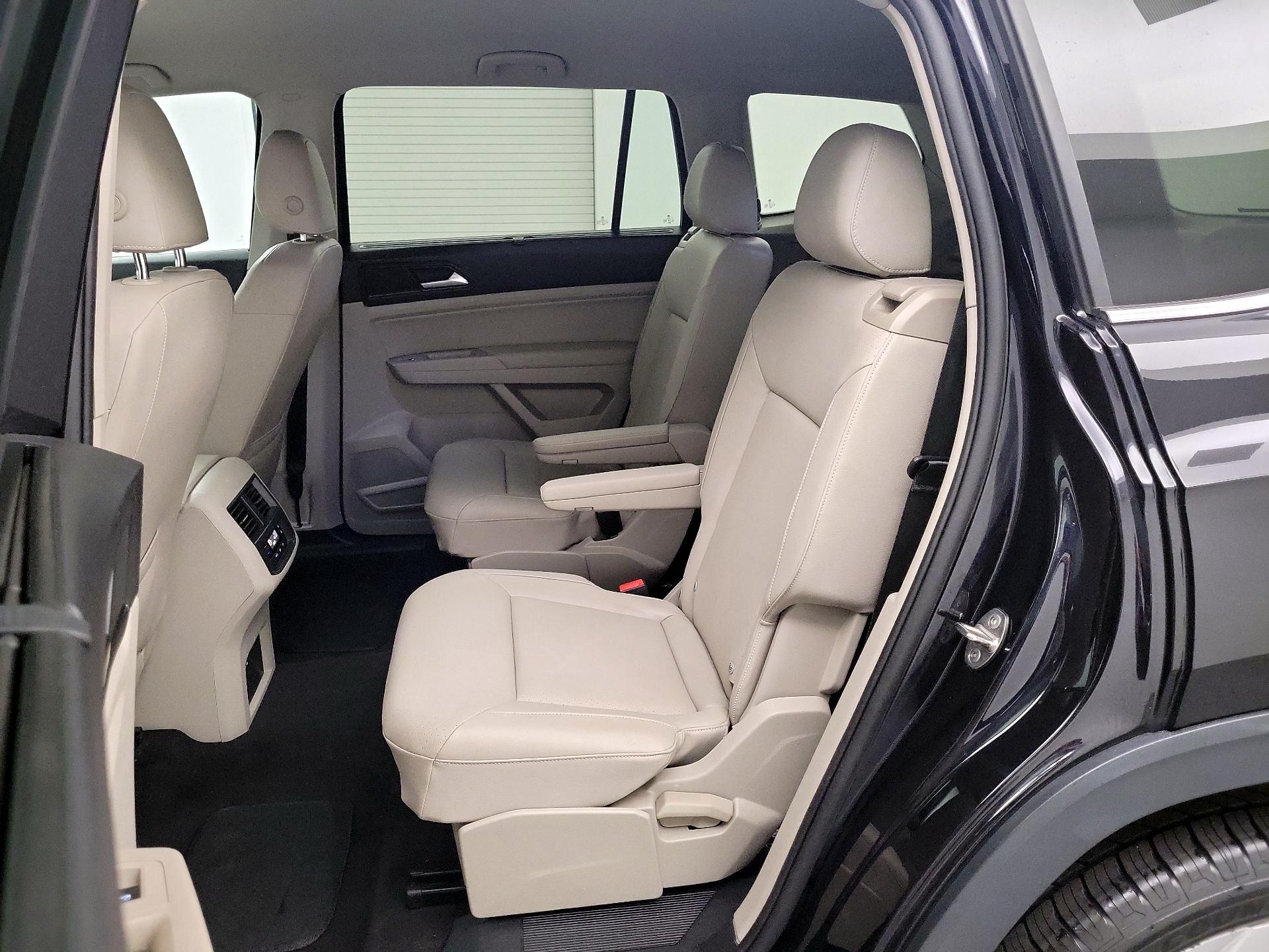 Thumbnail: 2021 Volkswagen Atlas - 19