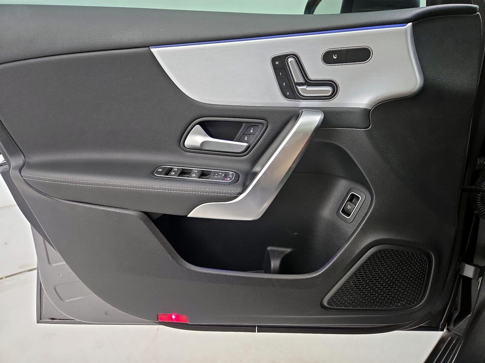 Thumbnail: 2021 Mercedes-Benz A-Class - 12