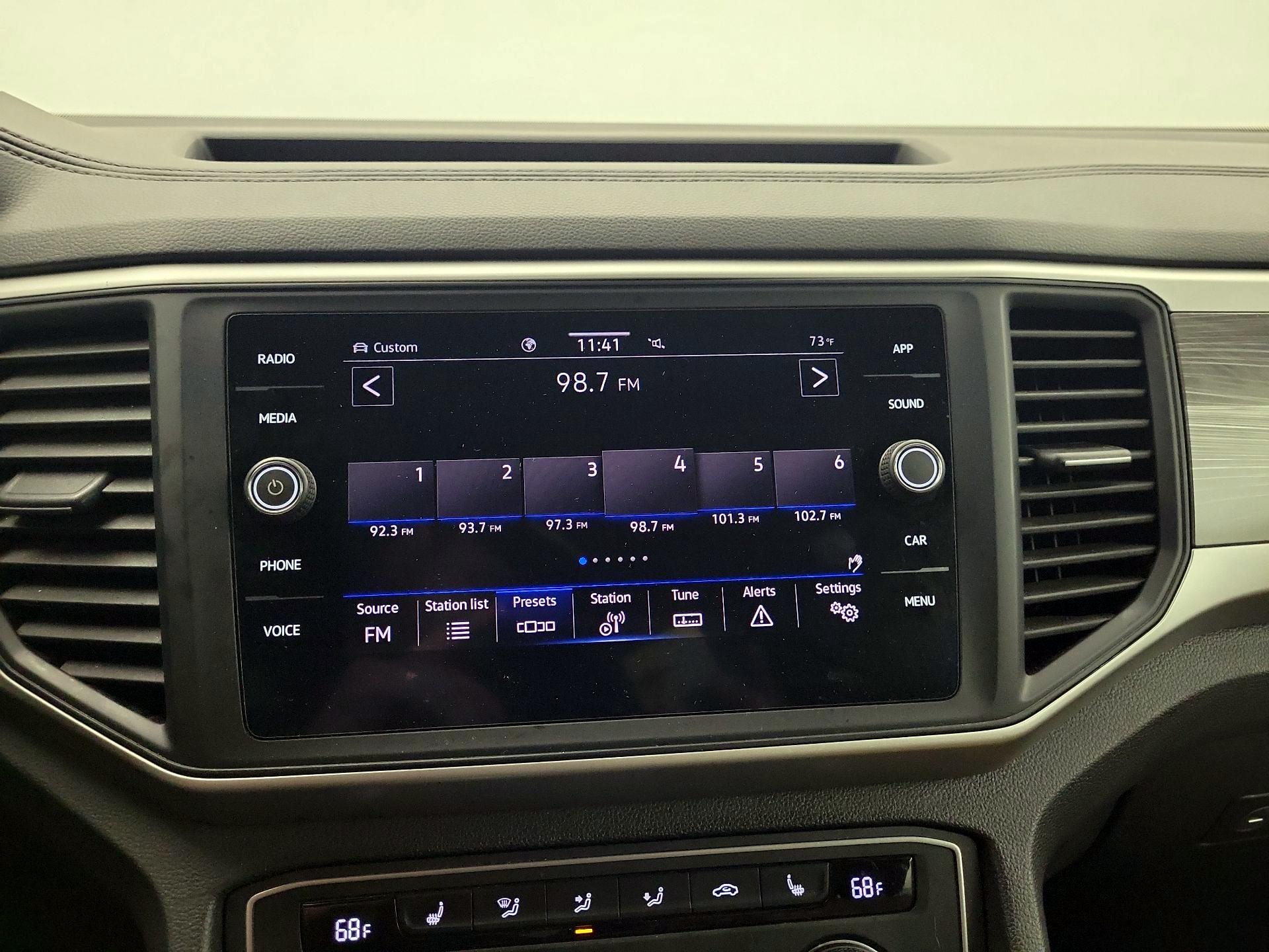Thumbnail: 2021 Volkswagen Atlas - 15