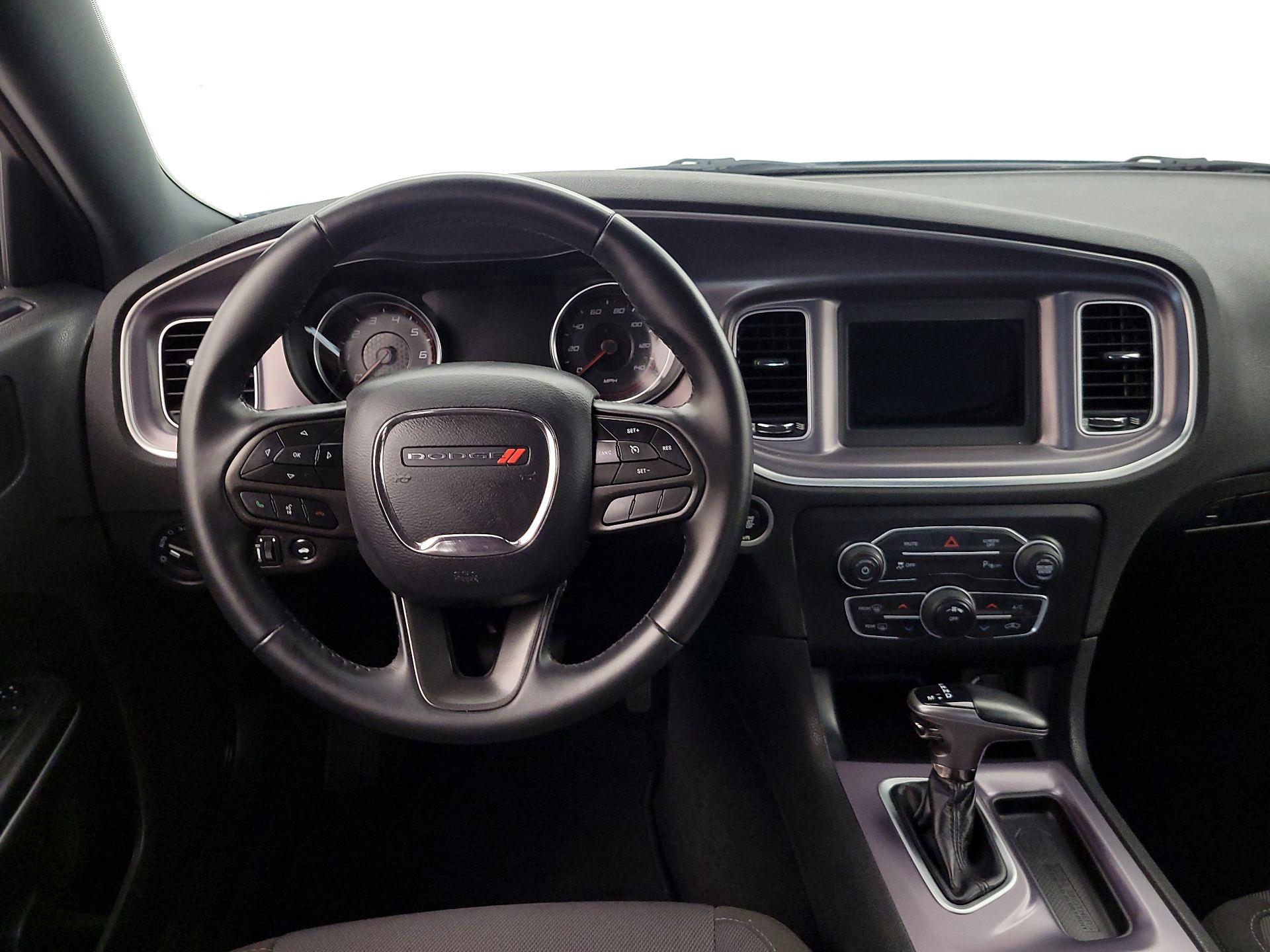 Thumbnail: 2020 Dodge Charger - 10