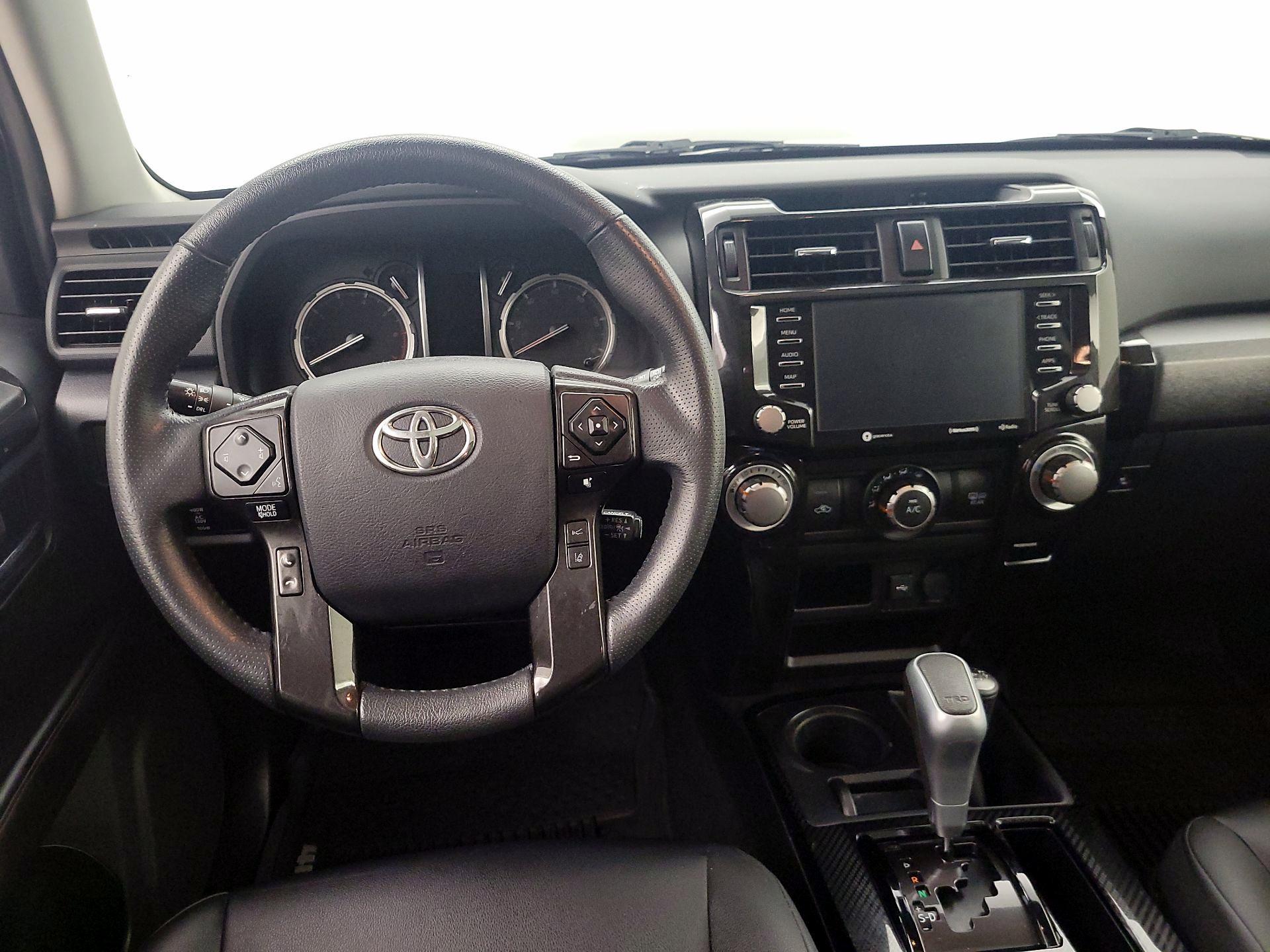 Thumbnail: 2020 Toyota 4Runner - 10