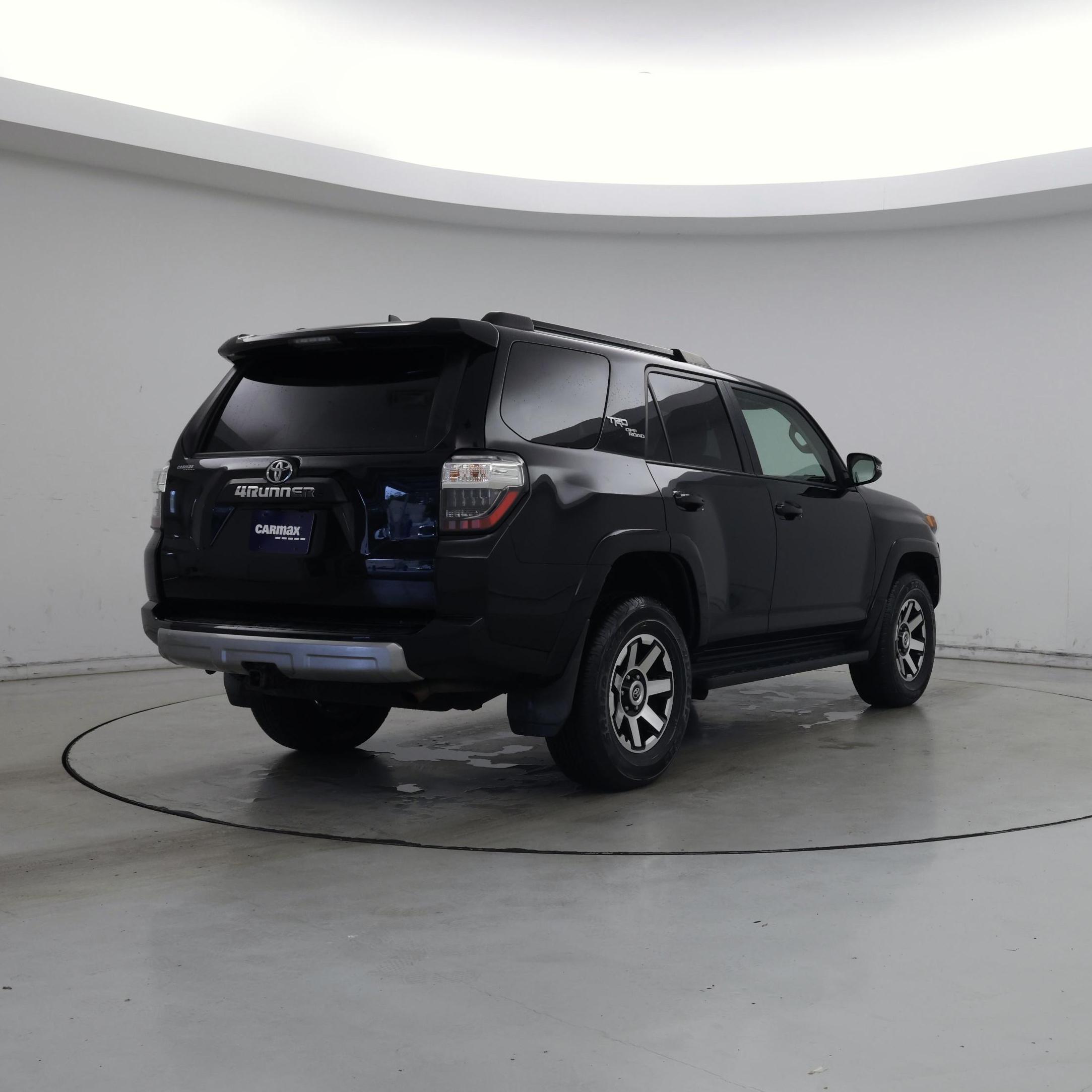 Thumbnail: 2020 Toyota 4Runner - 8