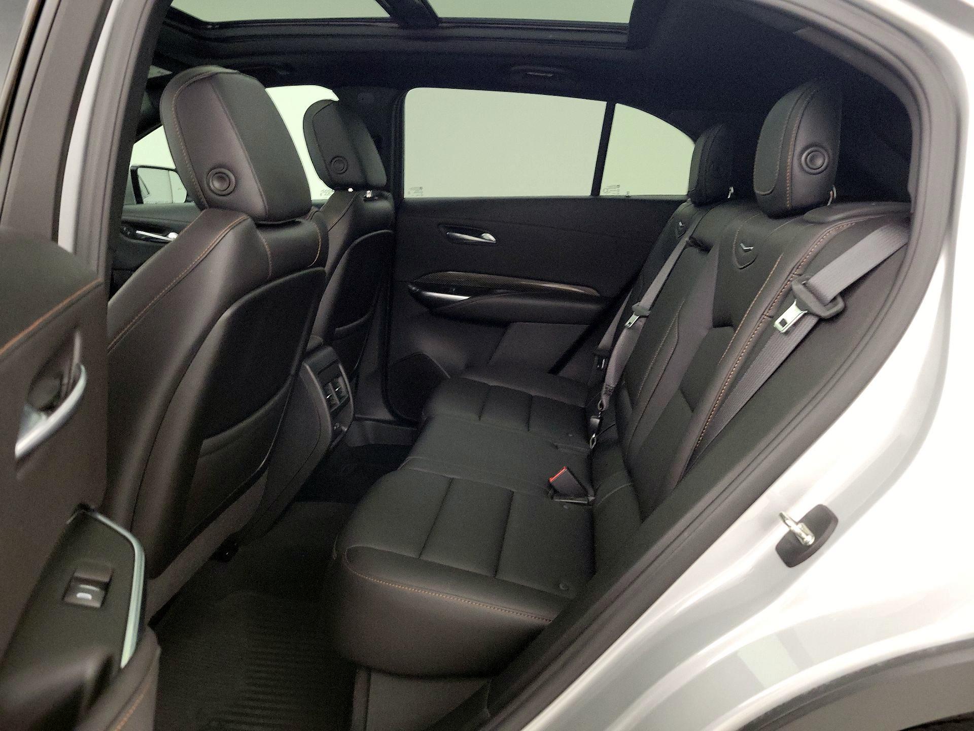 Thumbnail: 2021 Cadillac XT4 - 19