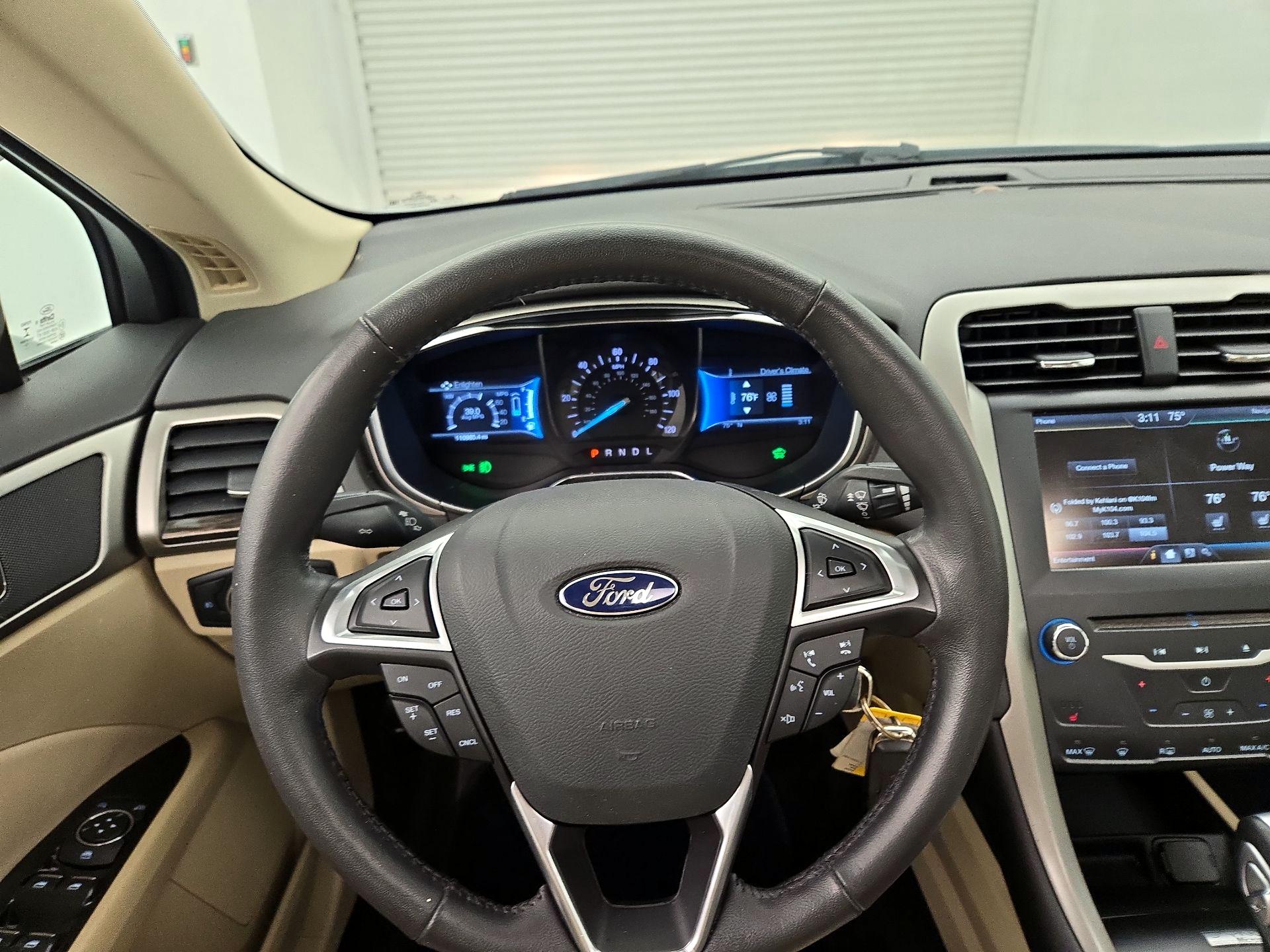 Thumbnail: 2014 Ford Fusion - 10