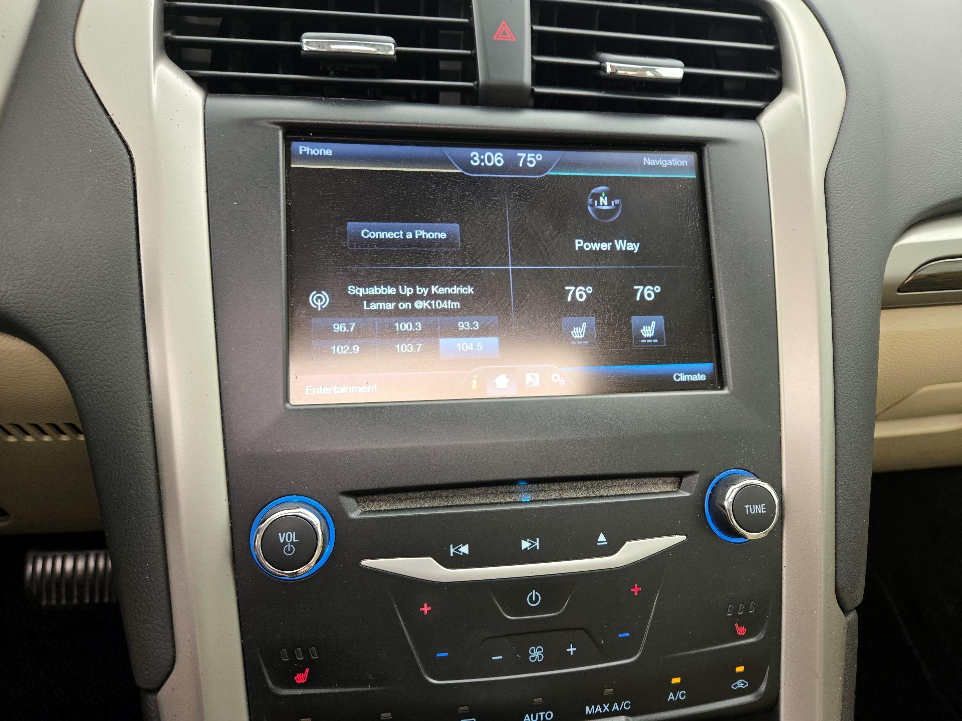 Thumbnail: 2014 Ford Fusion - 15