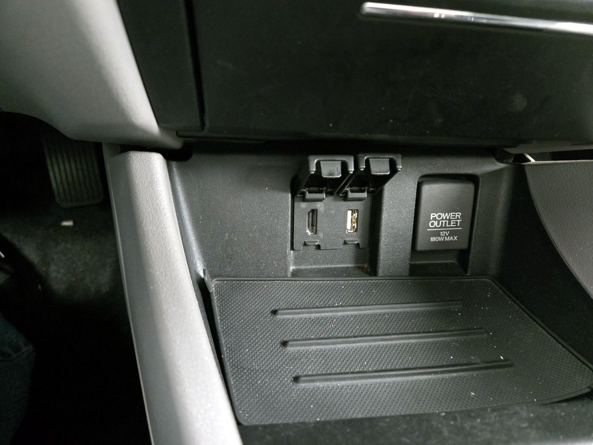 Thumbnail: 2014 Honda Civic - 18