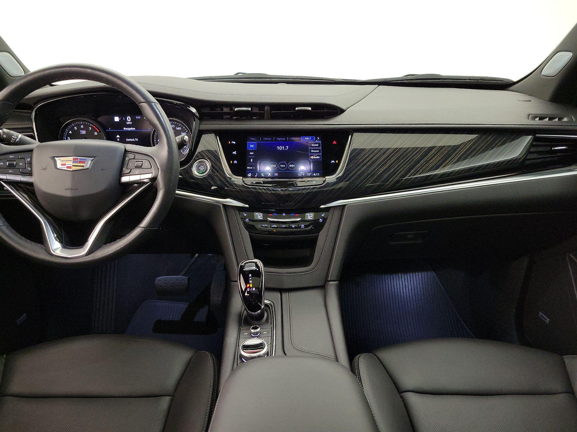 Thumbnail: 2023 Cadillac XT6 - 9