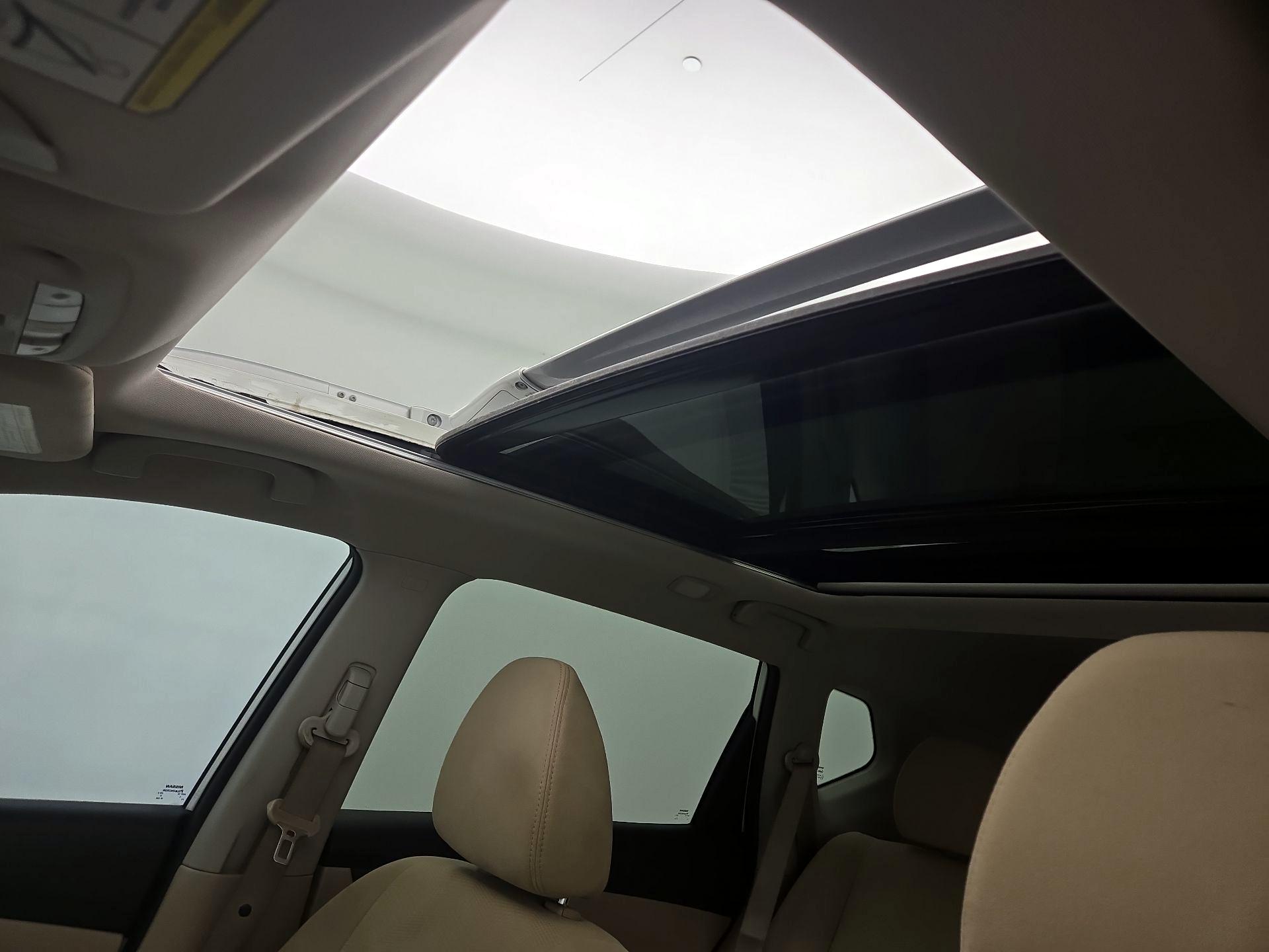Thumbnail: 2016 Nissan Rogue - 20