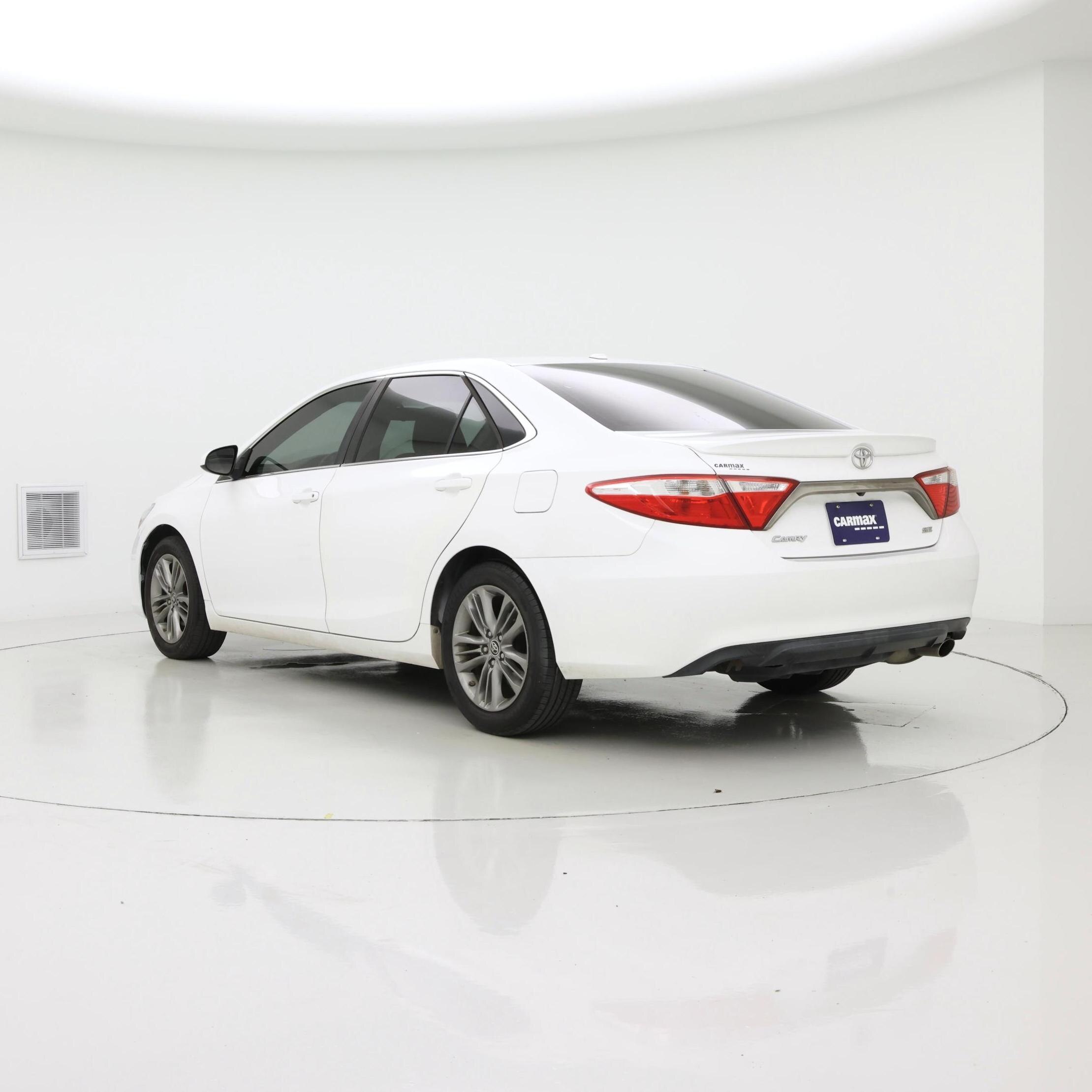 Thumbnail: 2016 Toyota Camry - 2