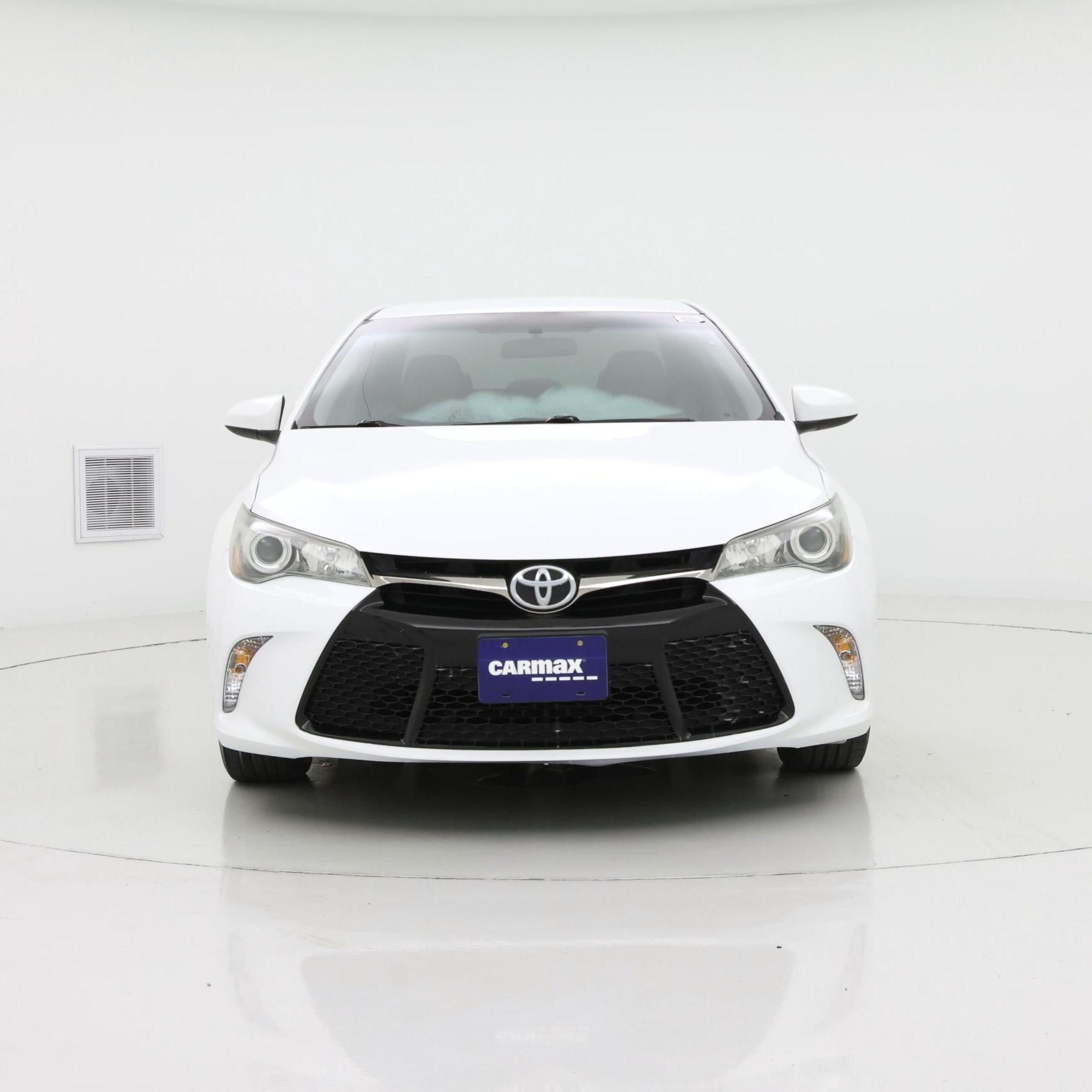 Thumbnail: 2016 Toyota Camry - 5