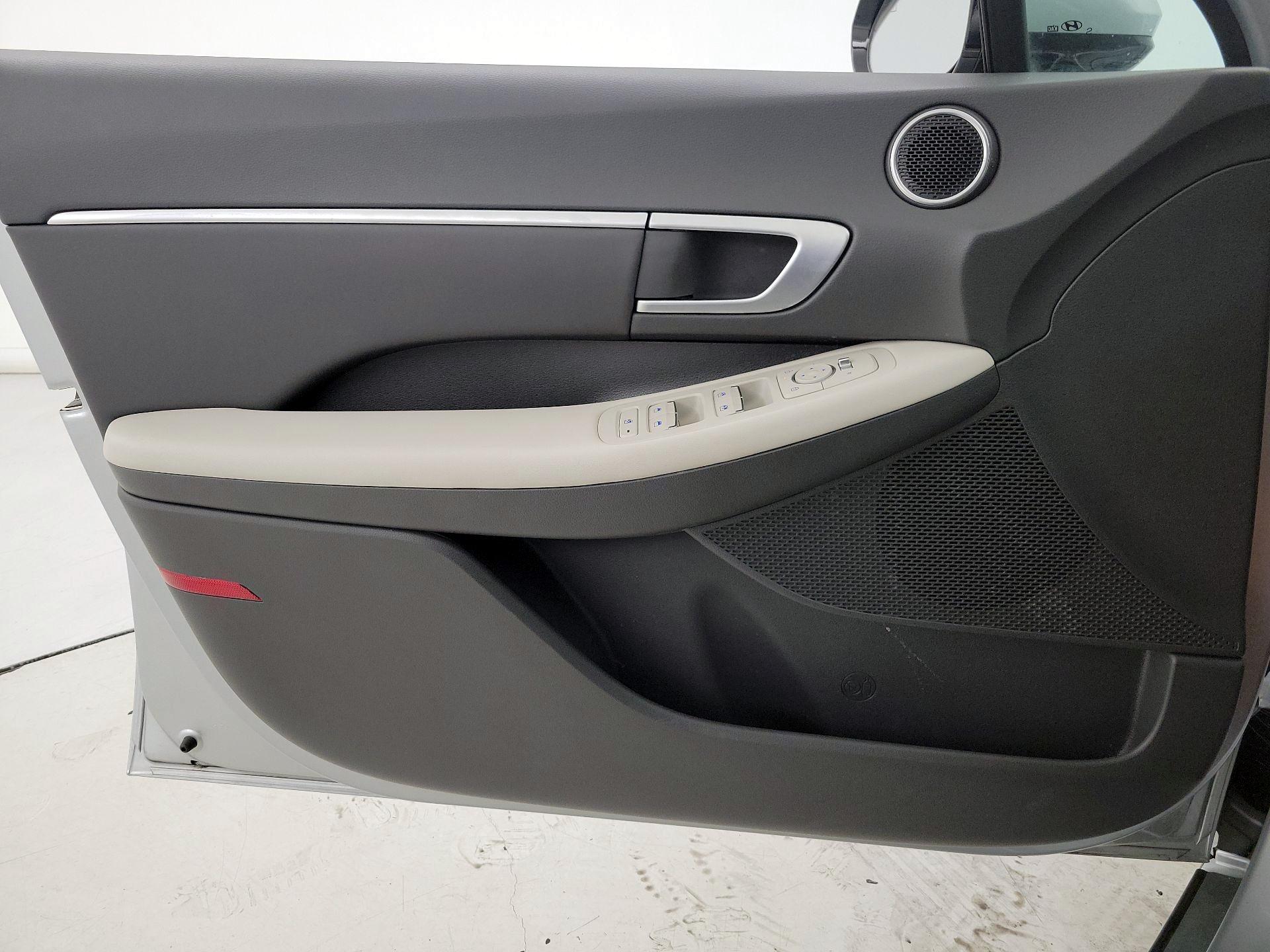 Thumbnail: 2024 Hyundai Sonata - 12
