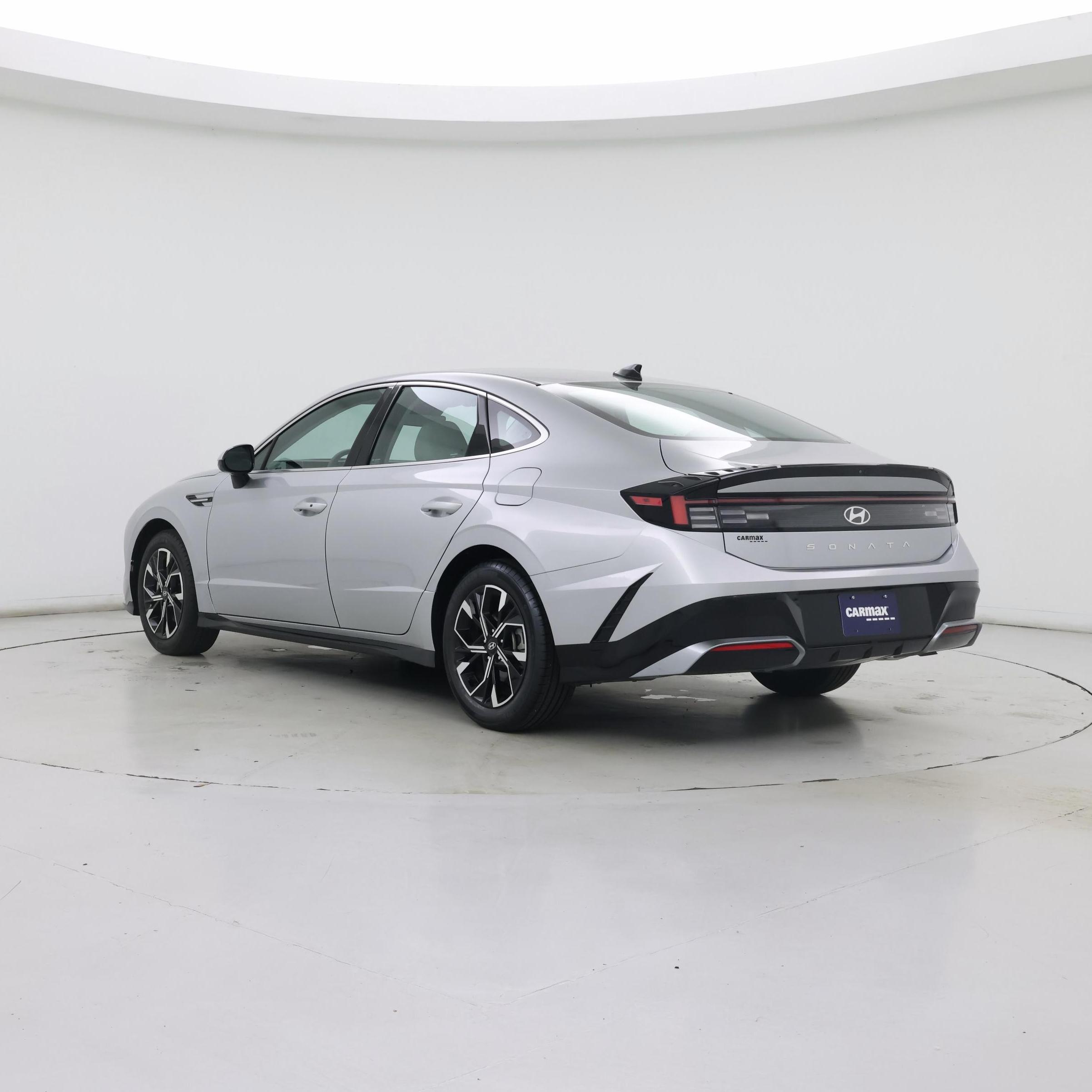 Thumbnail: 2024 Hyundai Sonata - 2