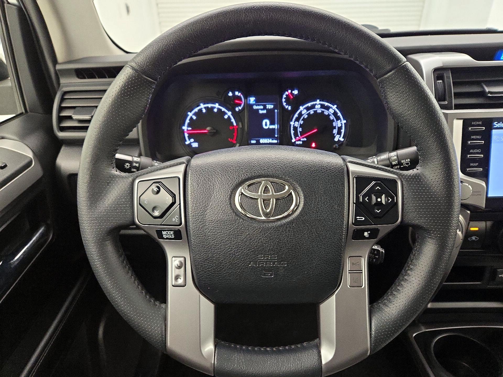 Thumbnail: 2022 Toyota 4Runner - 10