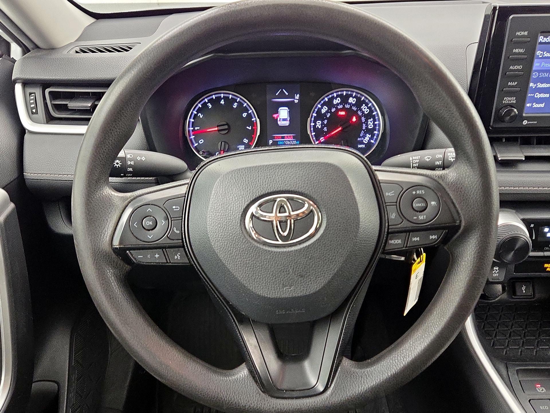 Thumbnail: 2020 Toyota RAV4 - 10