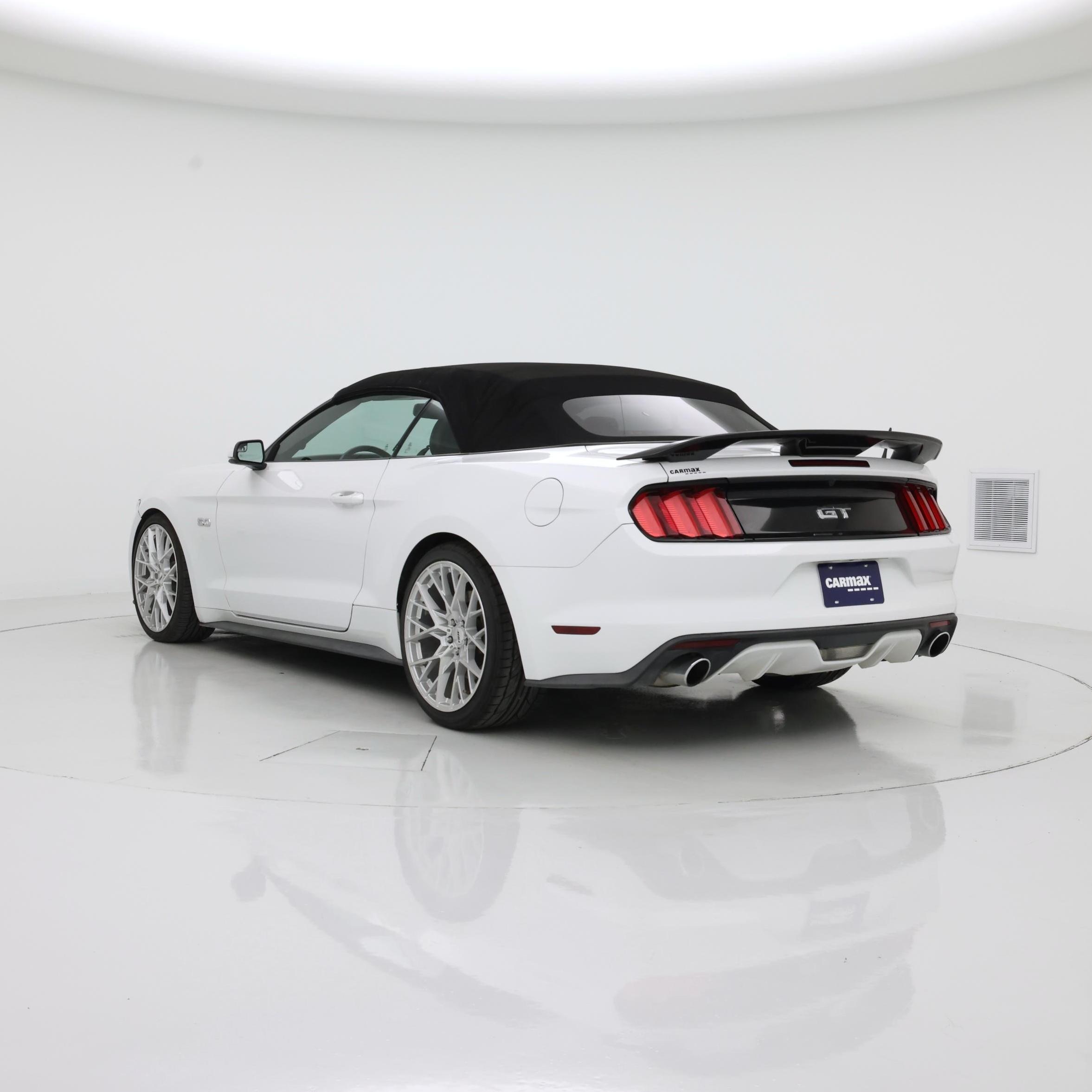 Thumbnail: 2017 Ford Mustang - 2
