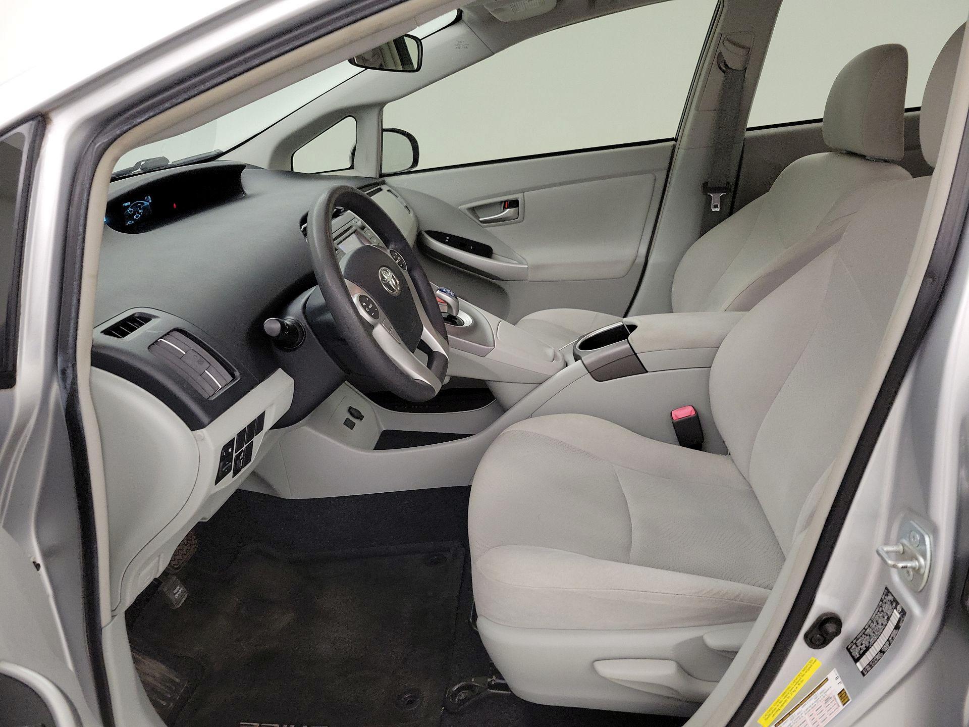 Thumbnail: 2013 Toyota Prius - 11