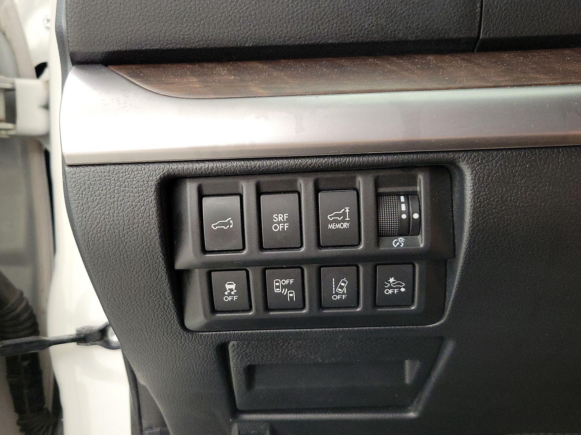 Thumbnail: 2015 Subaru Outback - 13
