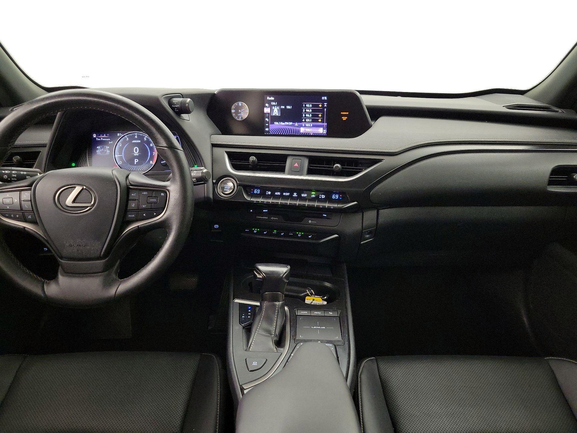 Thumbnail: 2019 Lexus UX - 9