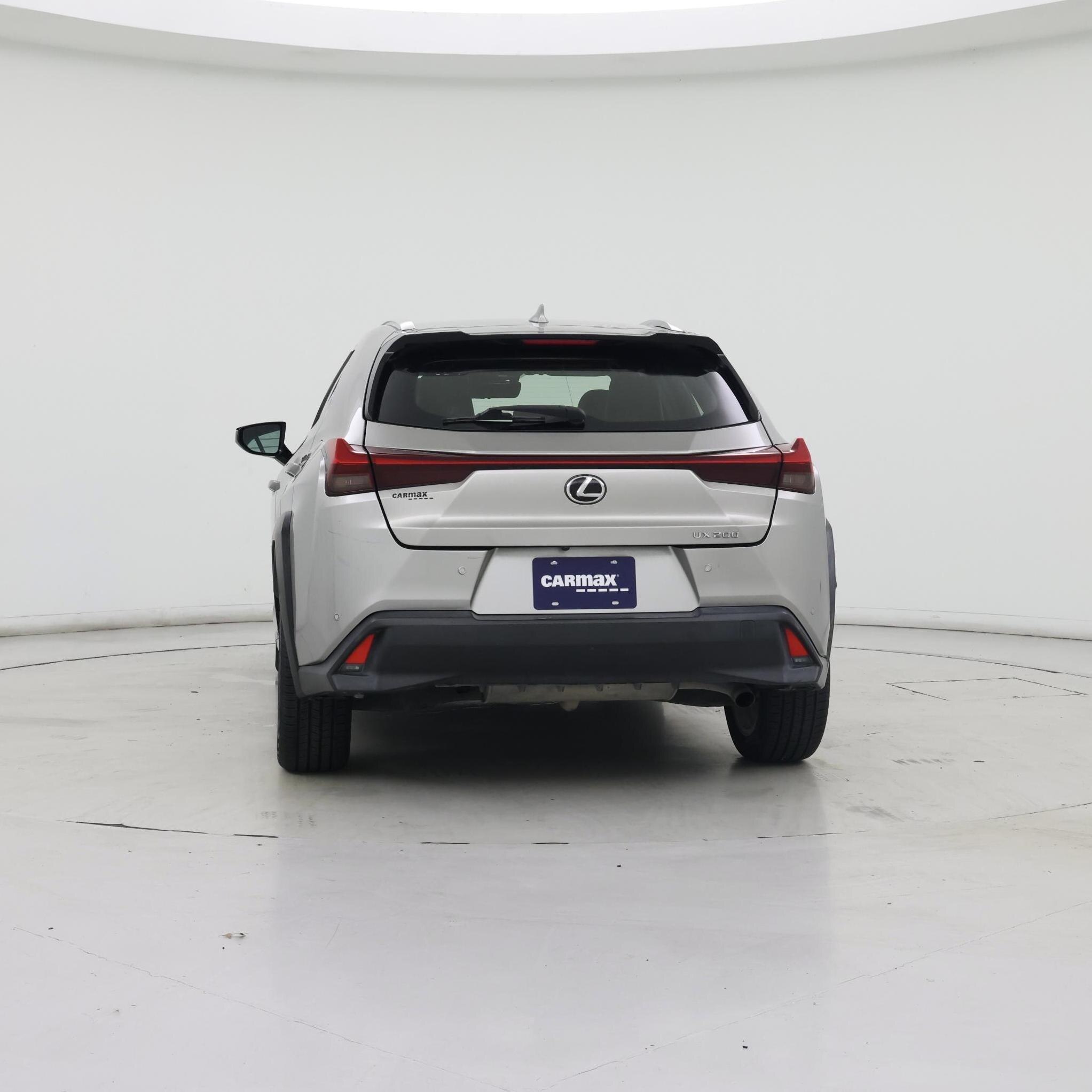 Thumbnail: 2019 Lexus UX - 6