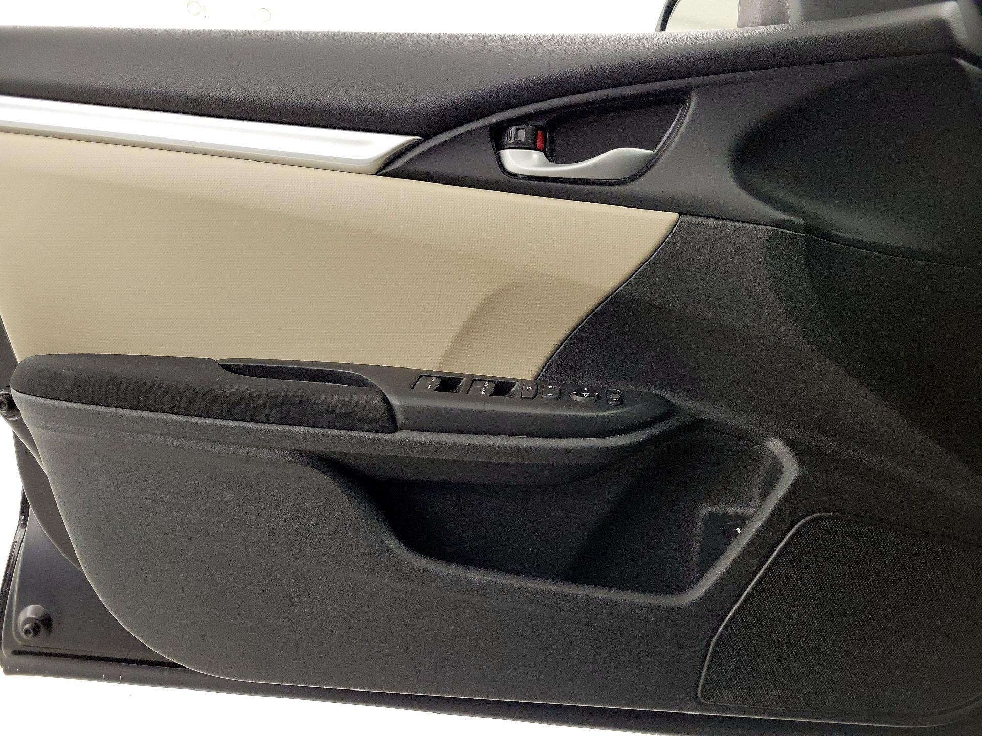 Thumbnail: 2017 Honda Civic - 12