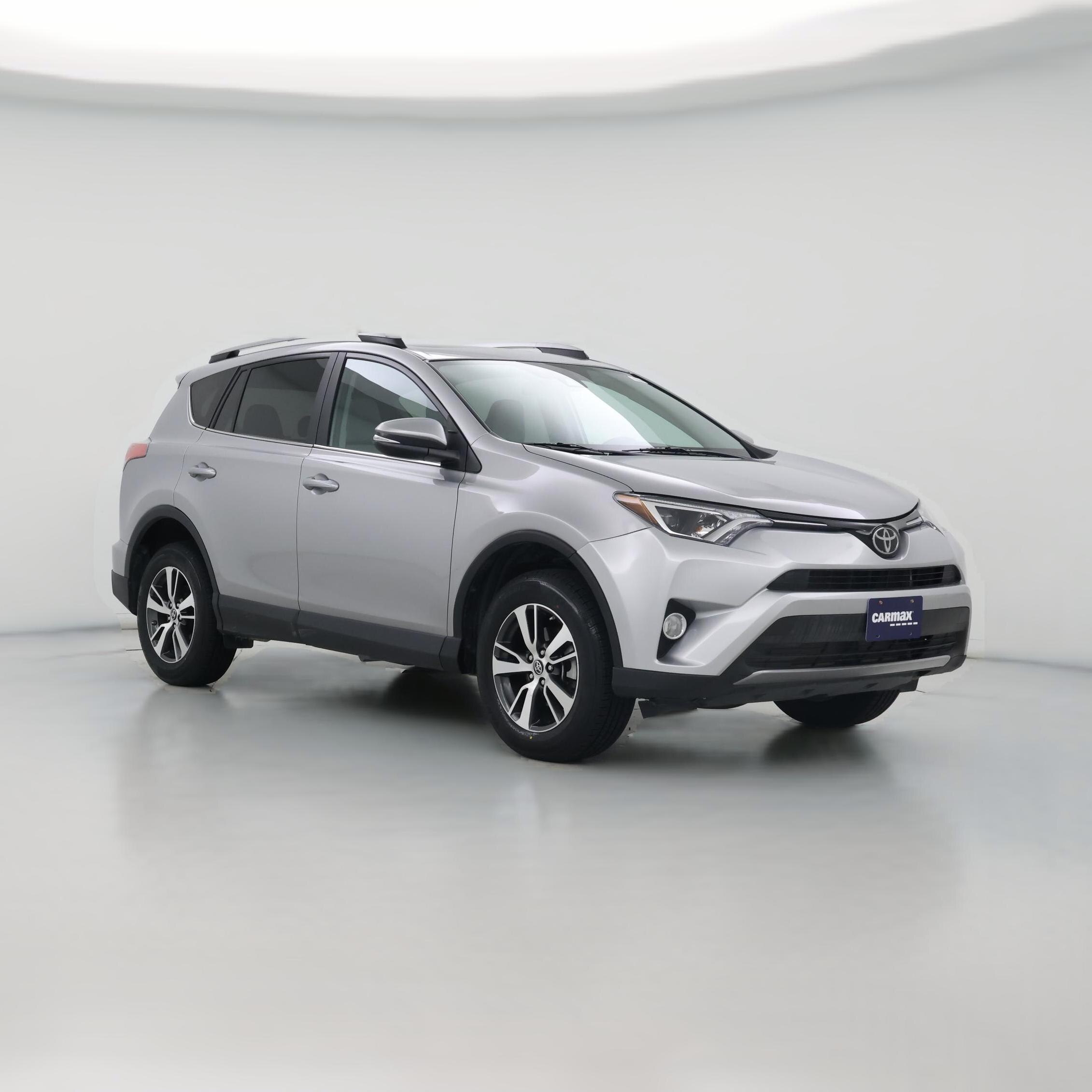 Thumbnail: 2017 Toyota RAV4 - 1