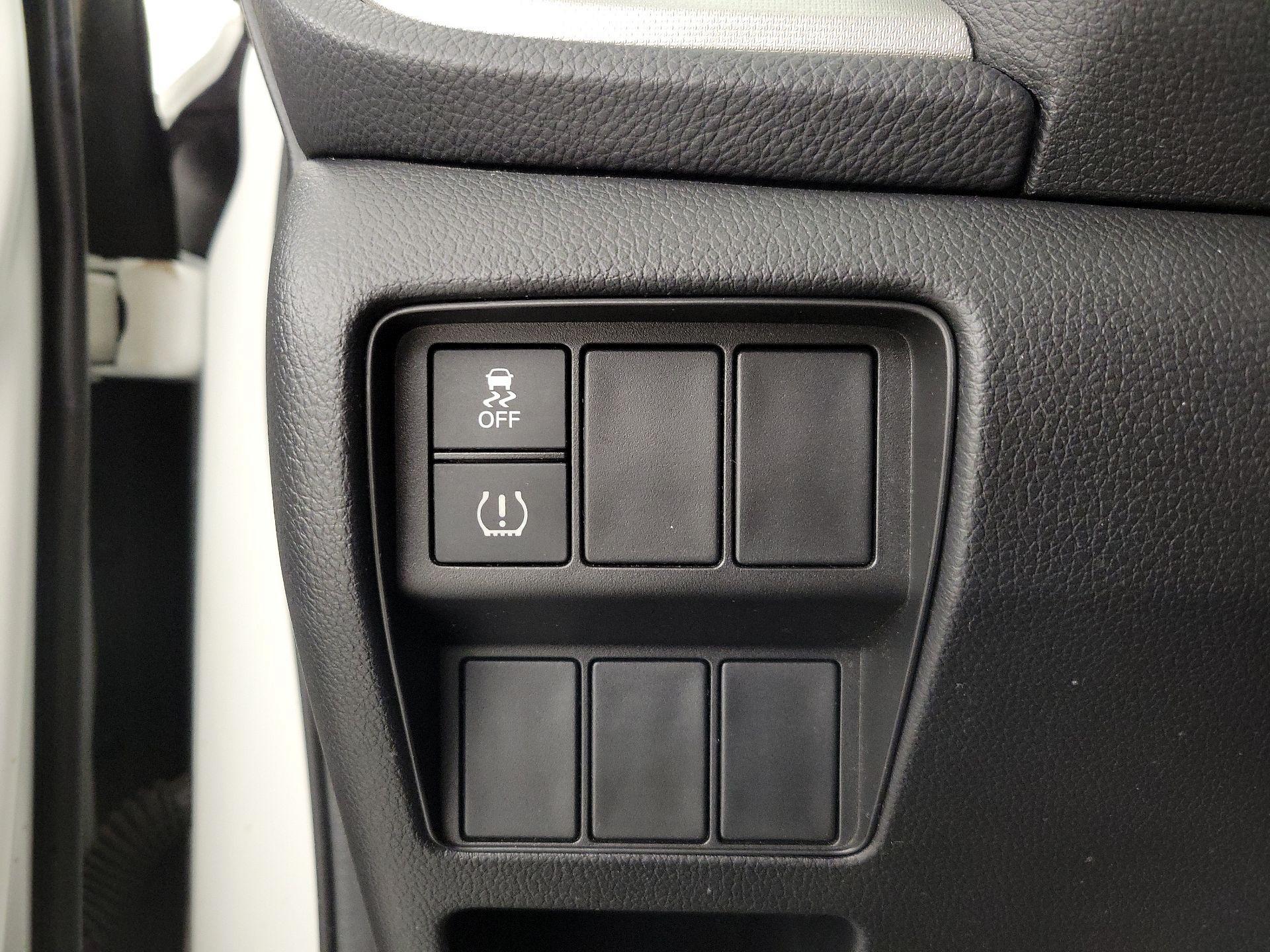 Thumbnail: 2018 Honda CR-V - 13