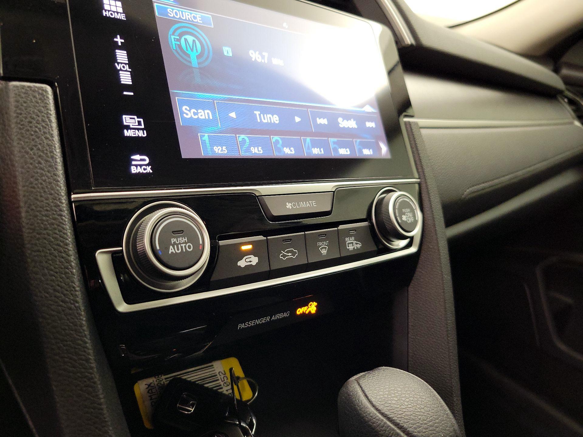 Thumbnail: 2016 Honda Civic - 16