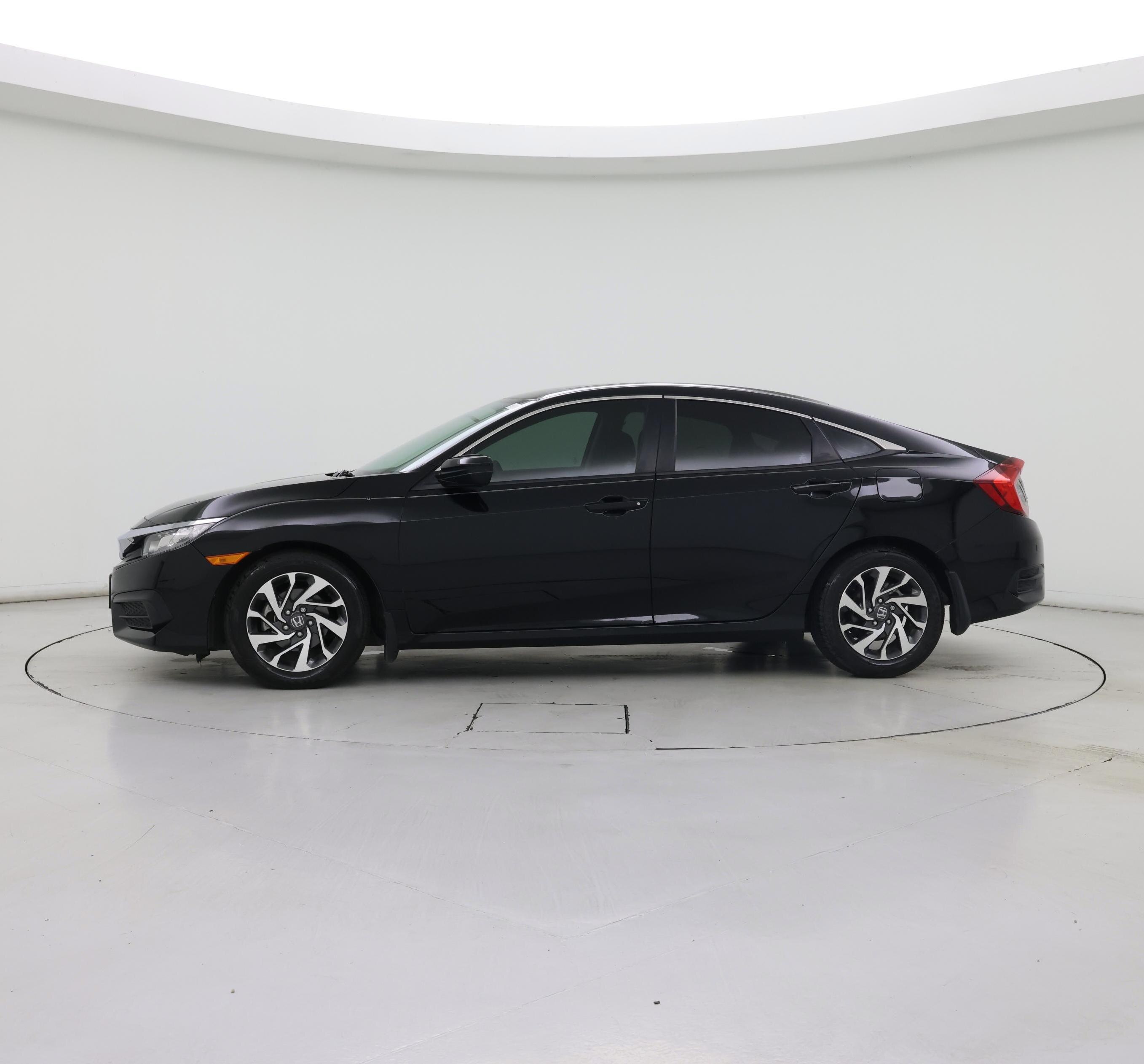 Thumbnail: 2016 Honda Civic - 3