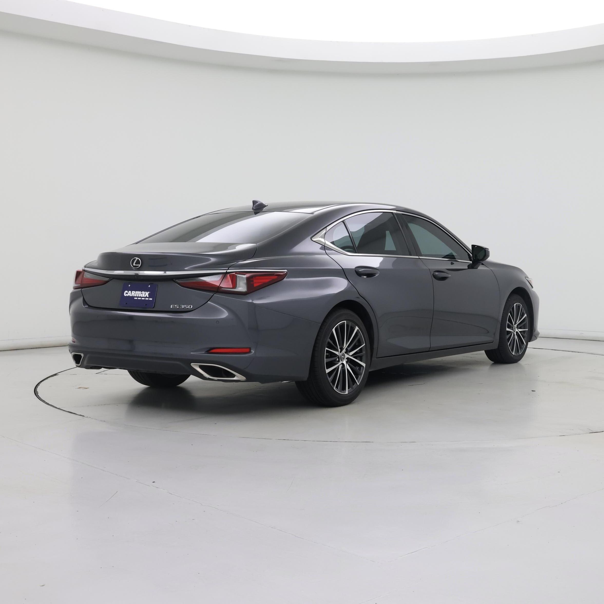 Thumbnail: 2022 Lexus ES - 8