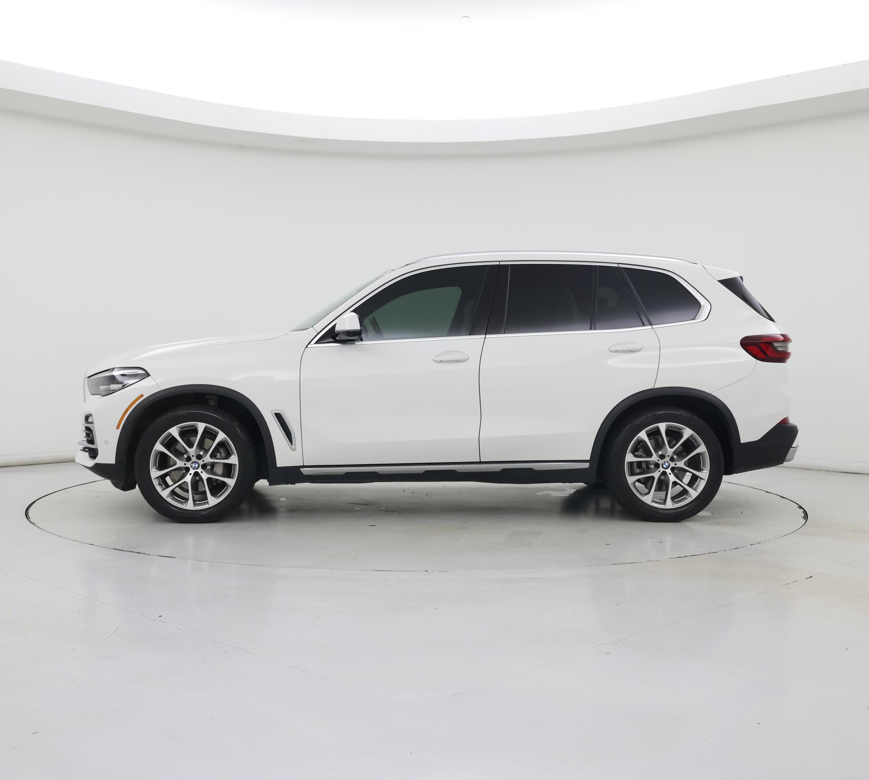 Thumbnail: 2020 BMW X5 - 3