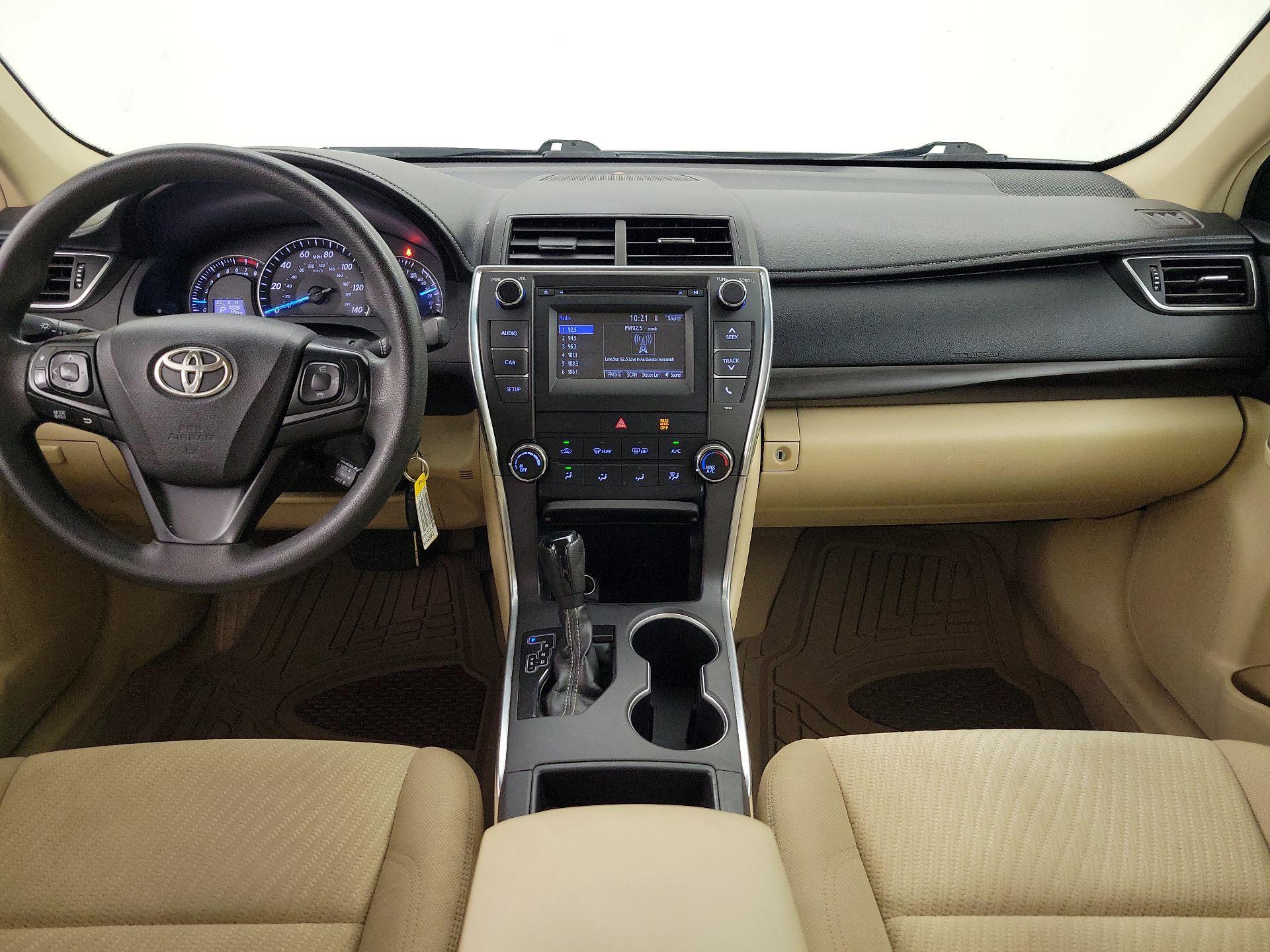 Thumbnail: 2015 Toyota Camry - 9