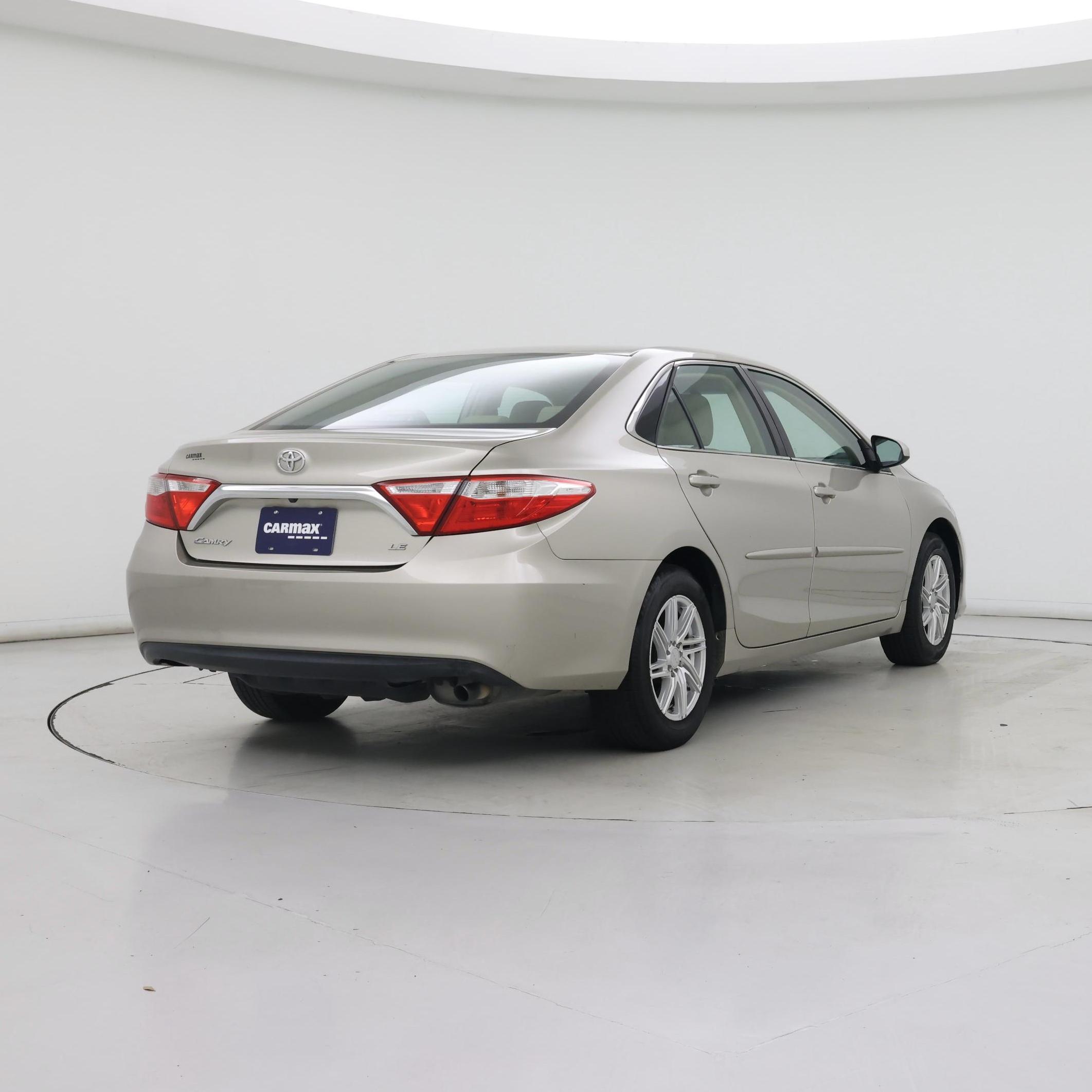 Thumbnail: 2015 Toyota Camry - 8