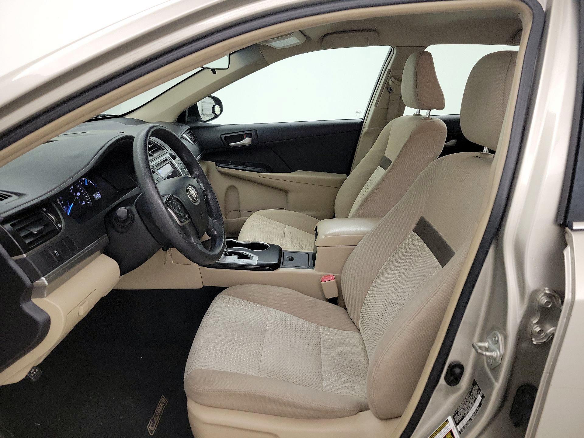 Thumbnail: 2013 Toyota Camry - 11
