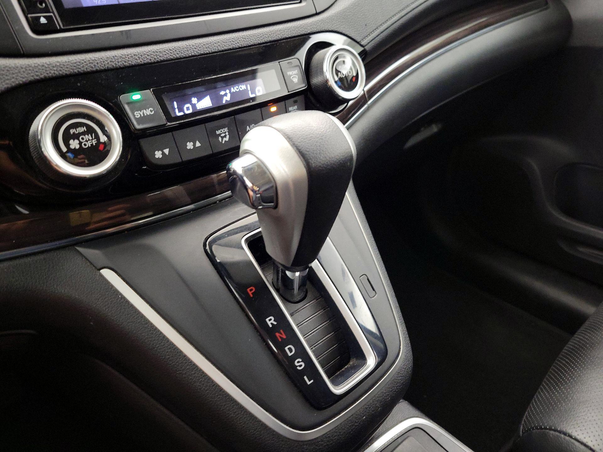 Thumbnail: 2016 Honda CR-V - 17