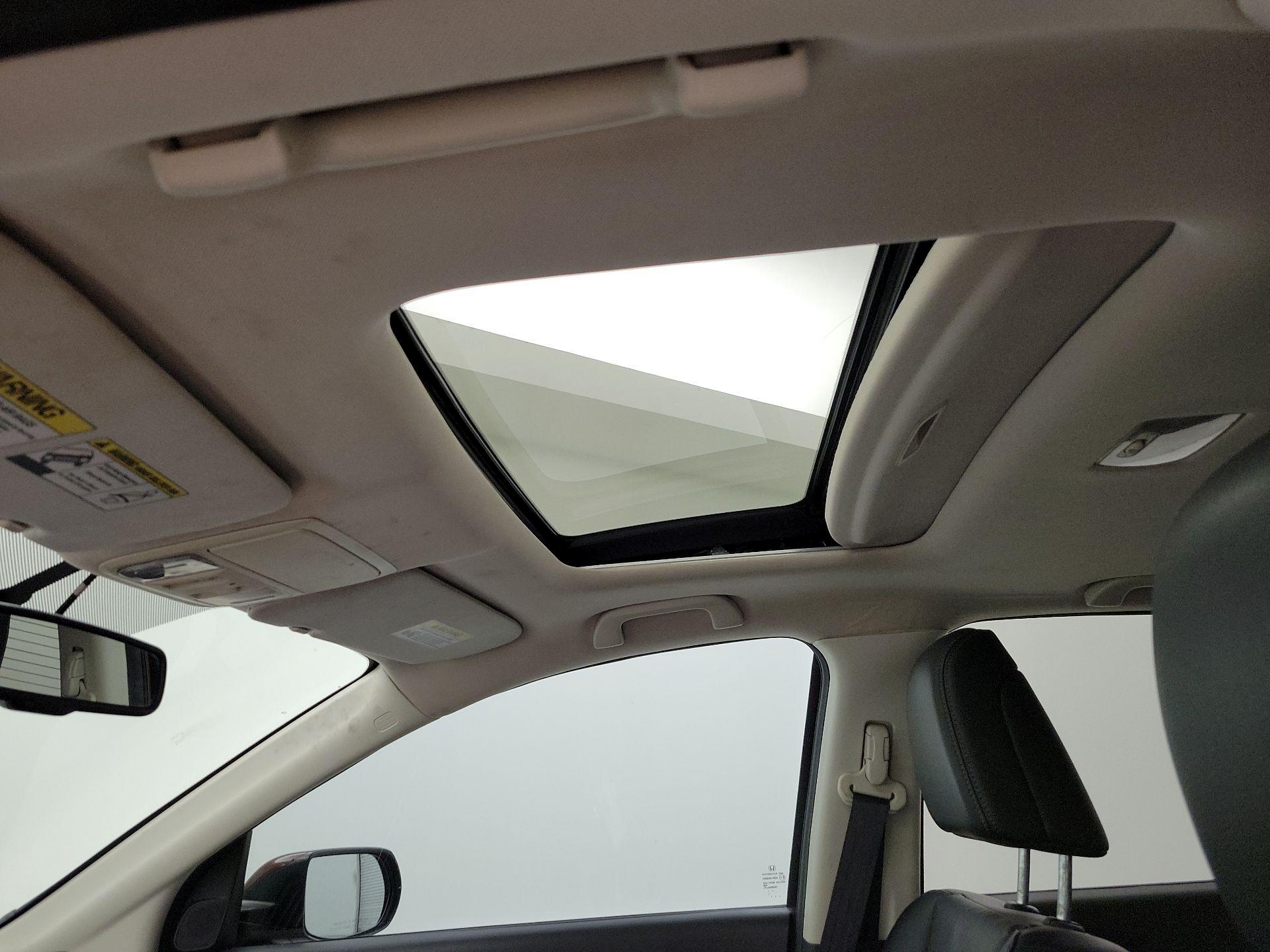 Thumbnail: 2016 Honda CR-V - 18
