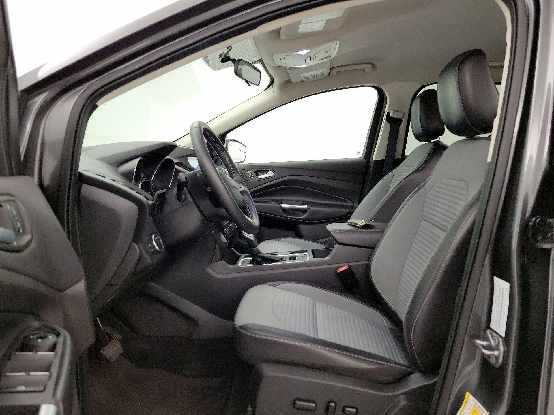 Thumbnail: 2019 Ford Escape - 11
