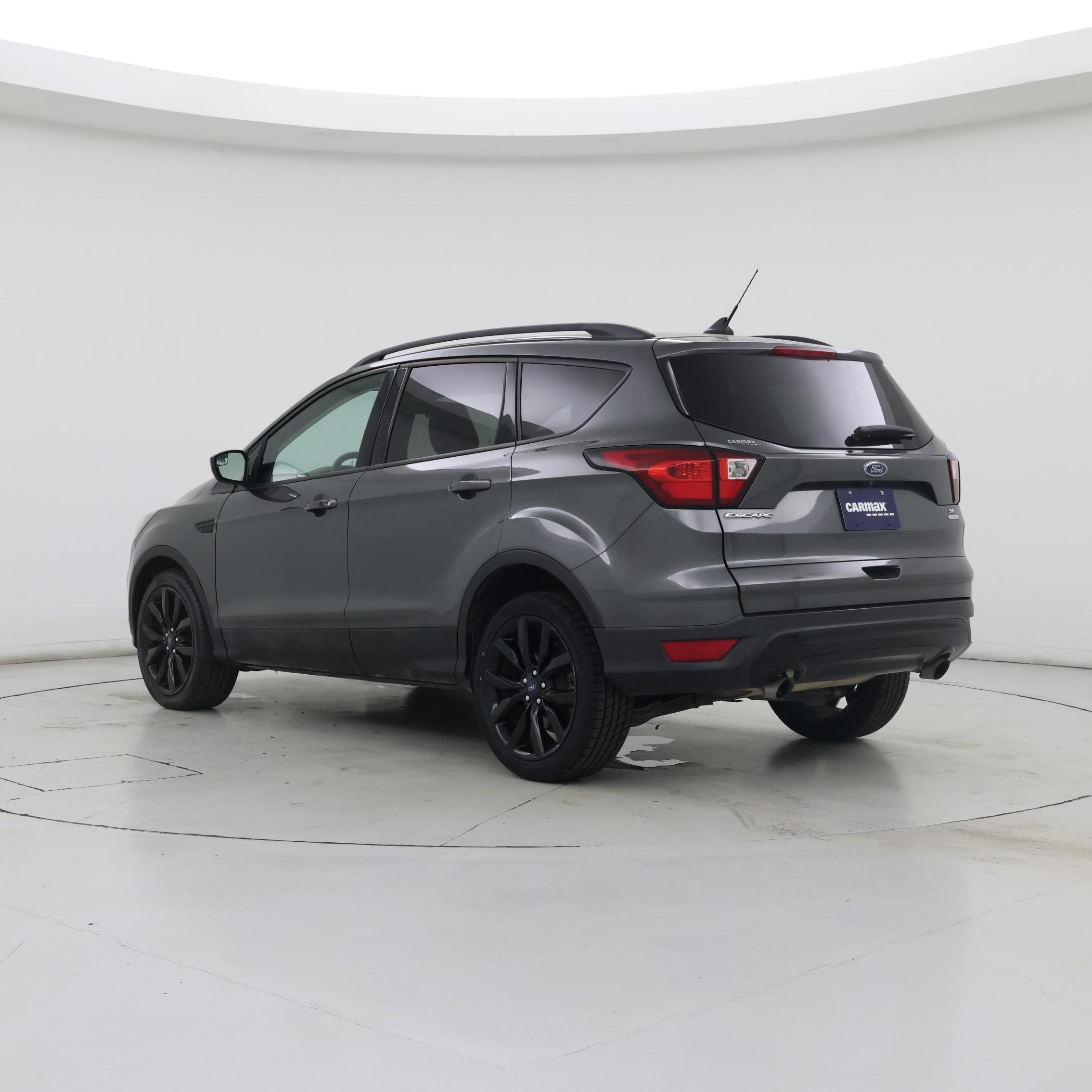 Thumbnail: 2019 Ford Escape - 2