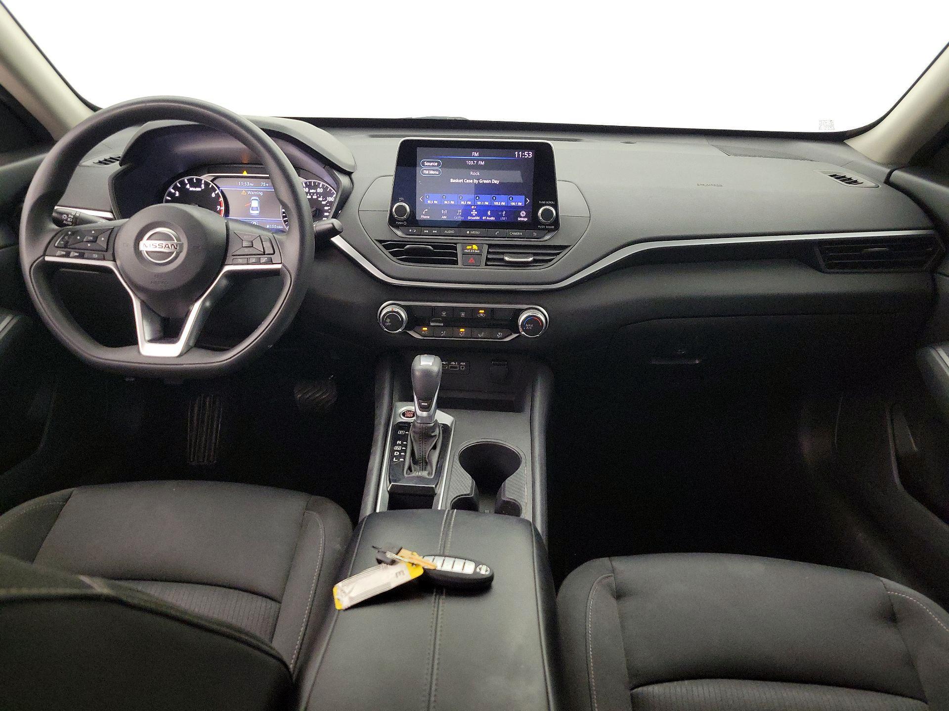 Thumbnail: 2019 Nissan Altima - 9