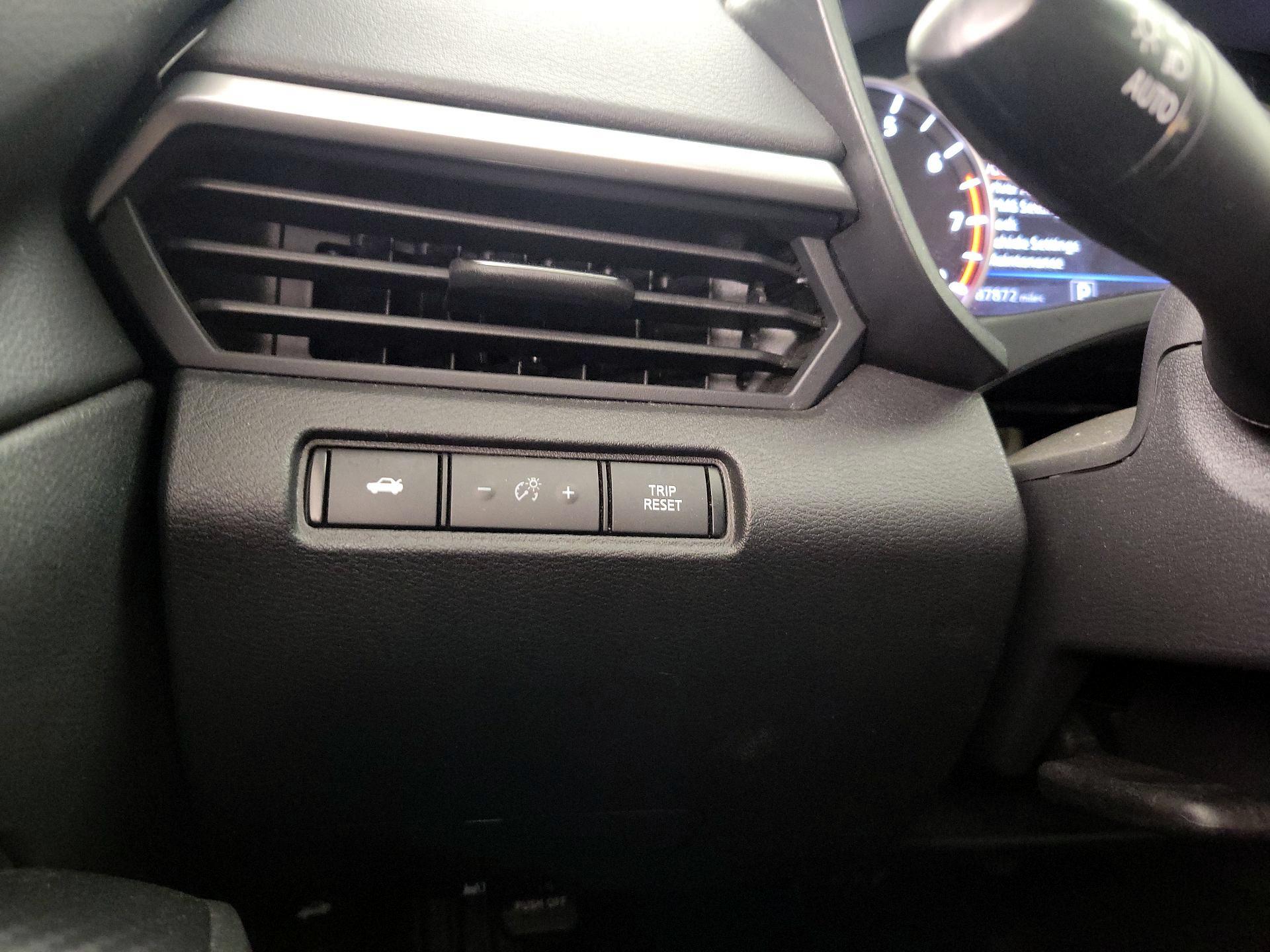 Thumbnail: 2019 Nissan Altima - 13