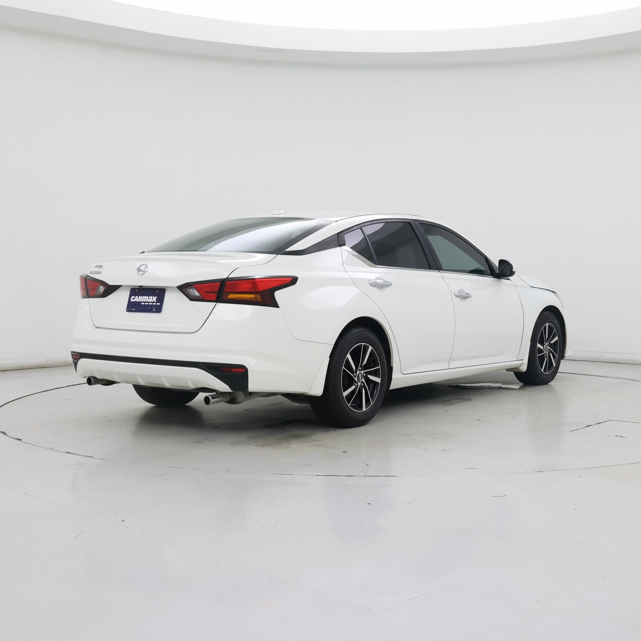 Thumbnail: 2019 Nissan Altima - 8