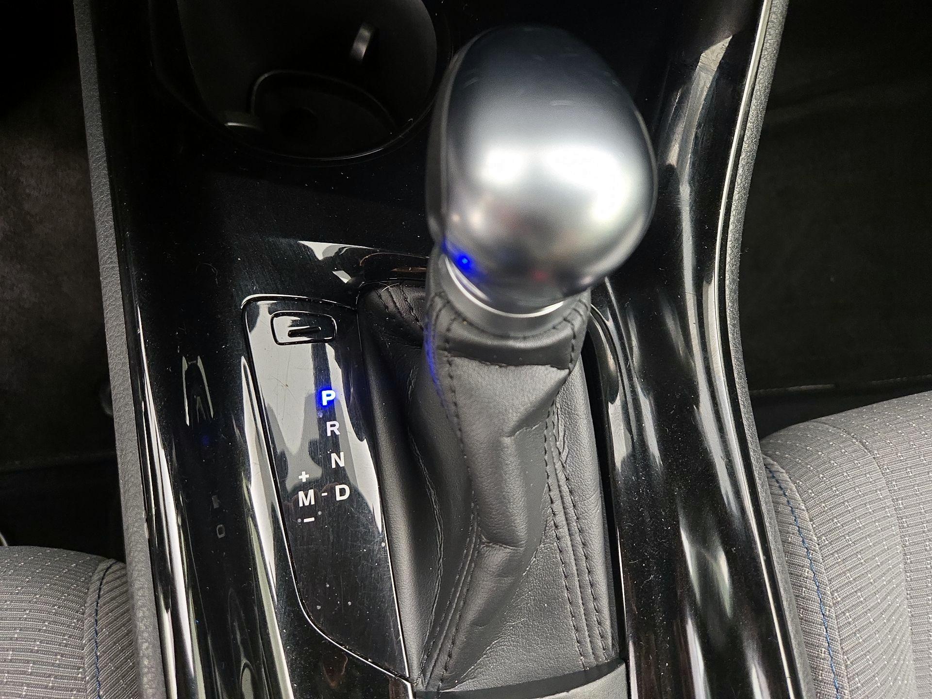 Thumbnail: 2019 Toyota C-HR - 17