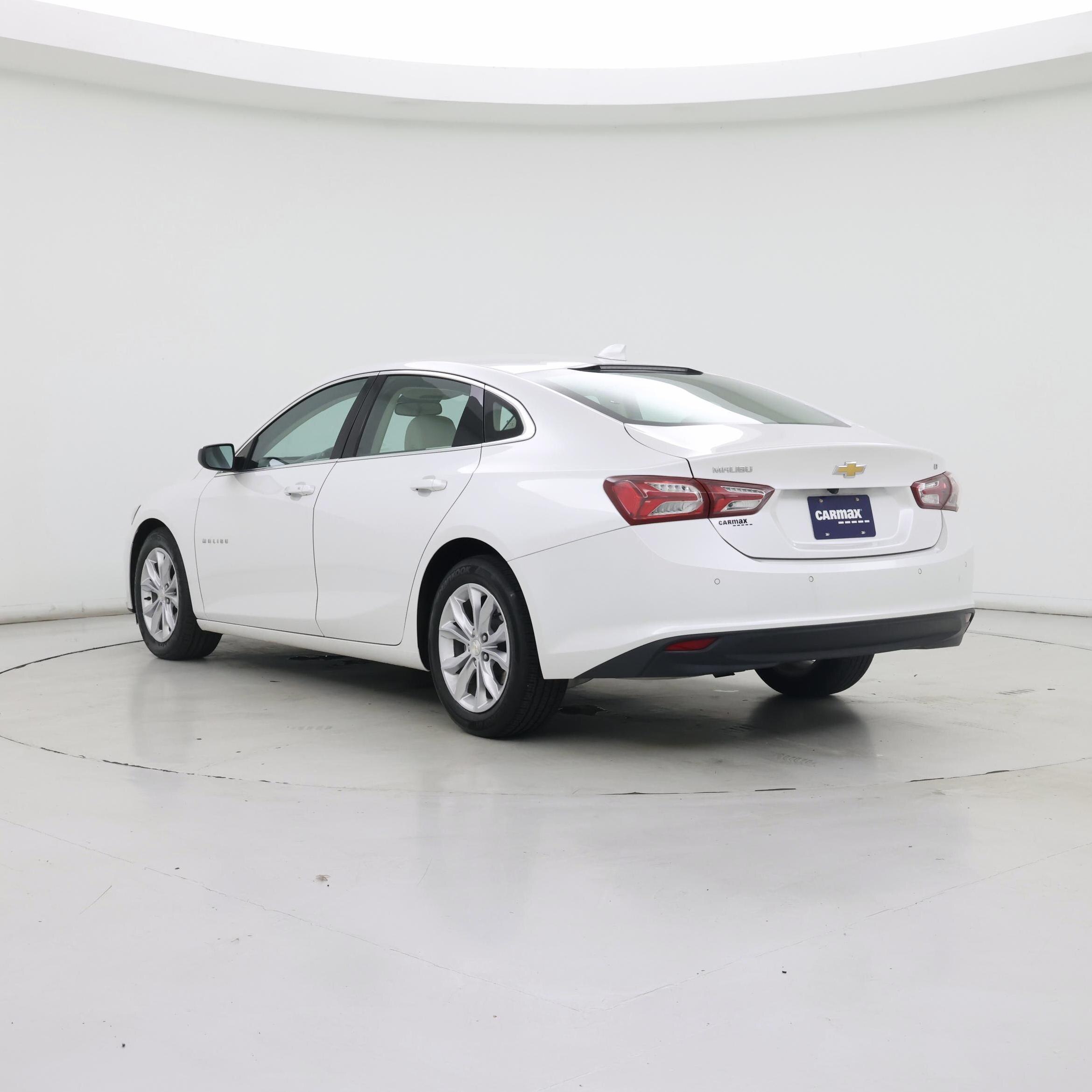 Thumbnail: 2019 Chevrolet Malibu - 2