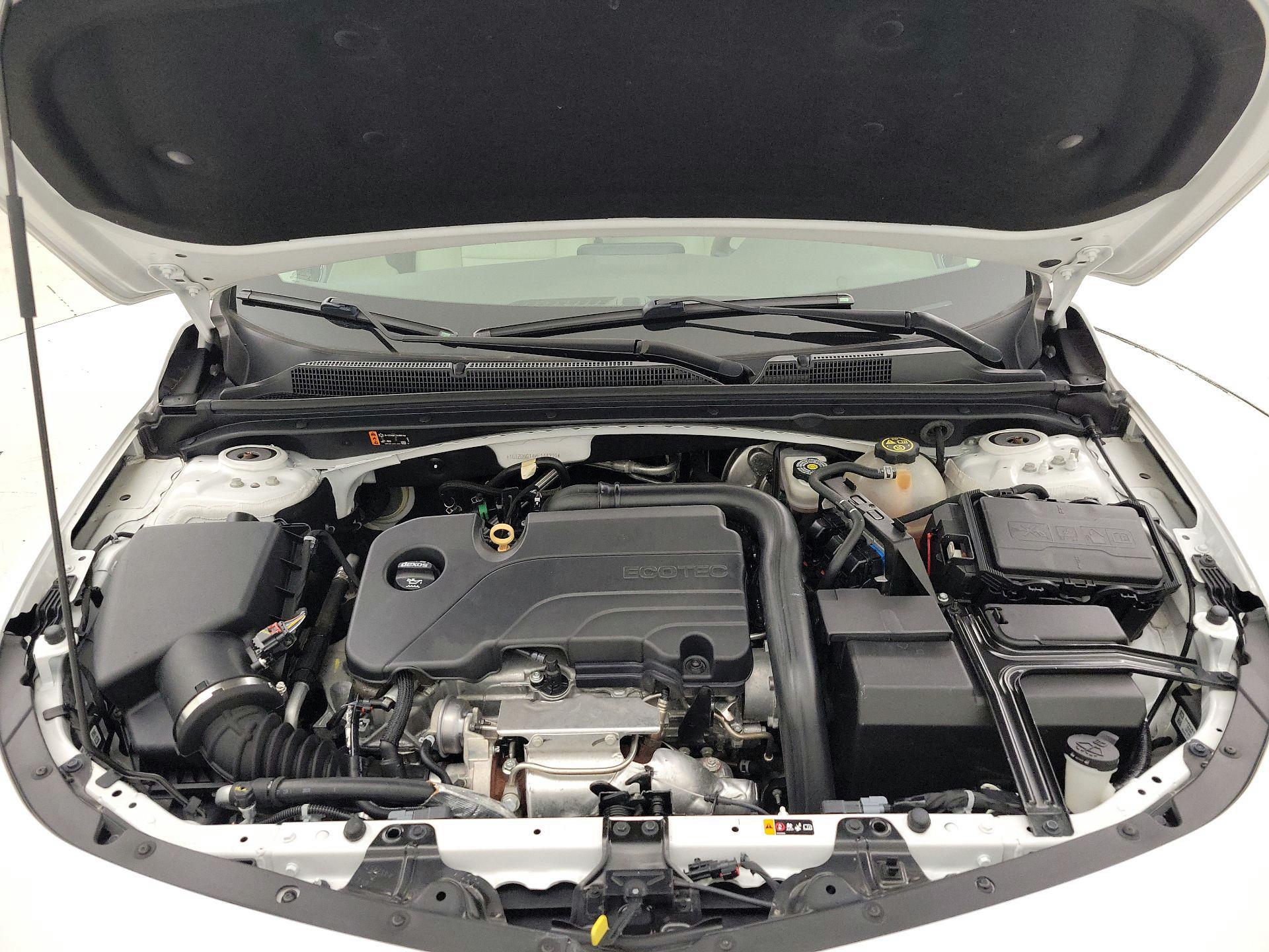 Thumbnail: 2019 Chevrolet Malibu - 20
