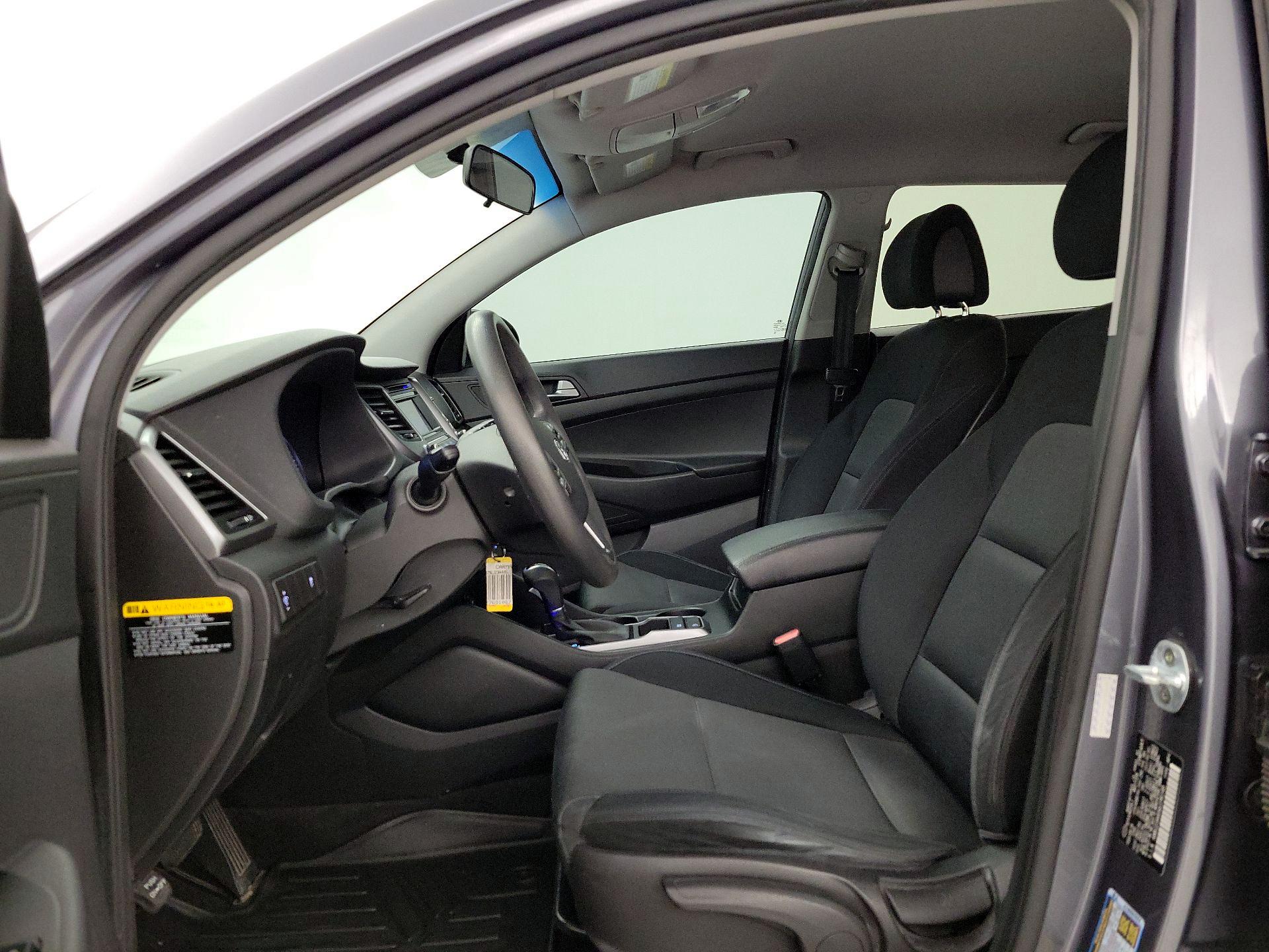 Thumbnail: 2016 Hyundai Tucson - 11